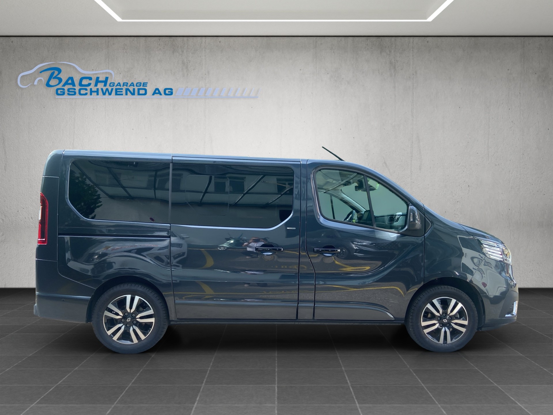 RENAULT Trafic Blue dCi 170 Spaceclass EDC-image-2