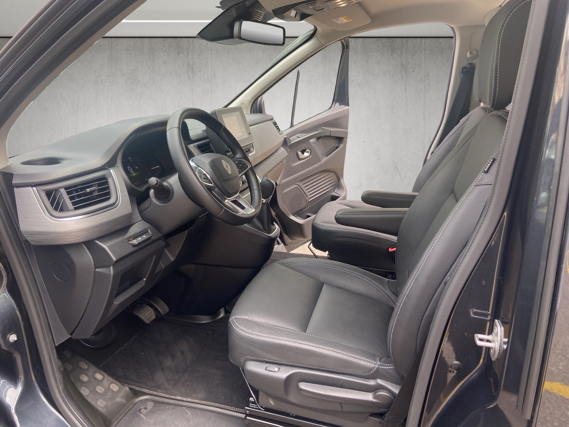 RENAULT Trafic Blue dCi 170 Spaceclass EDC-image-6