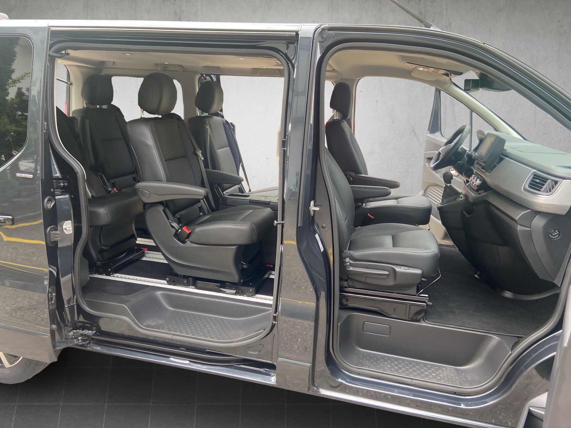 RENAULT Trafic Blue dCi 170 Spaceclass EDC-image-11