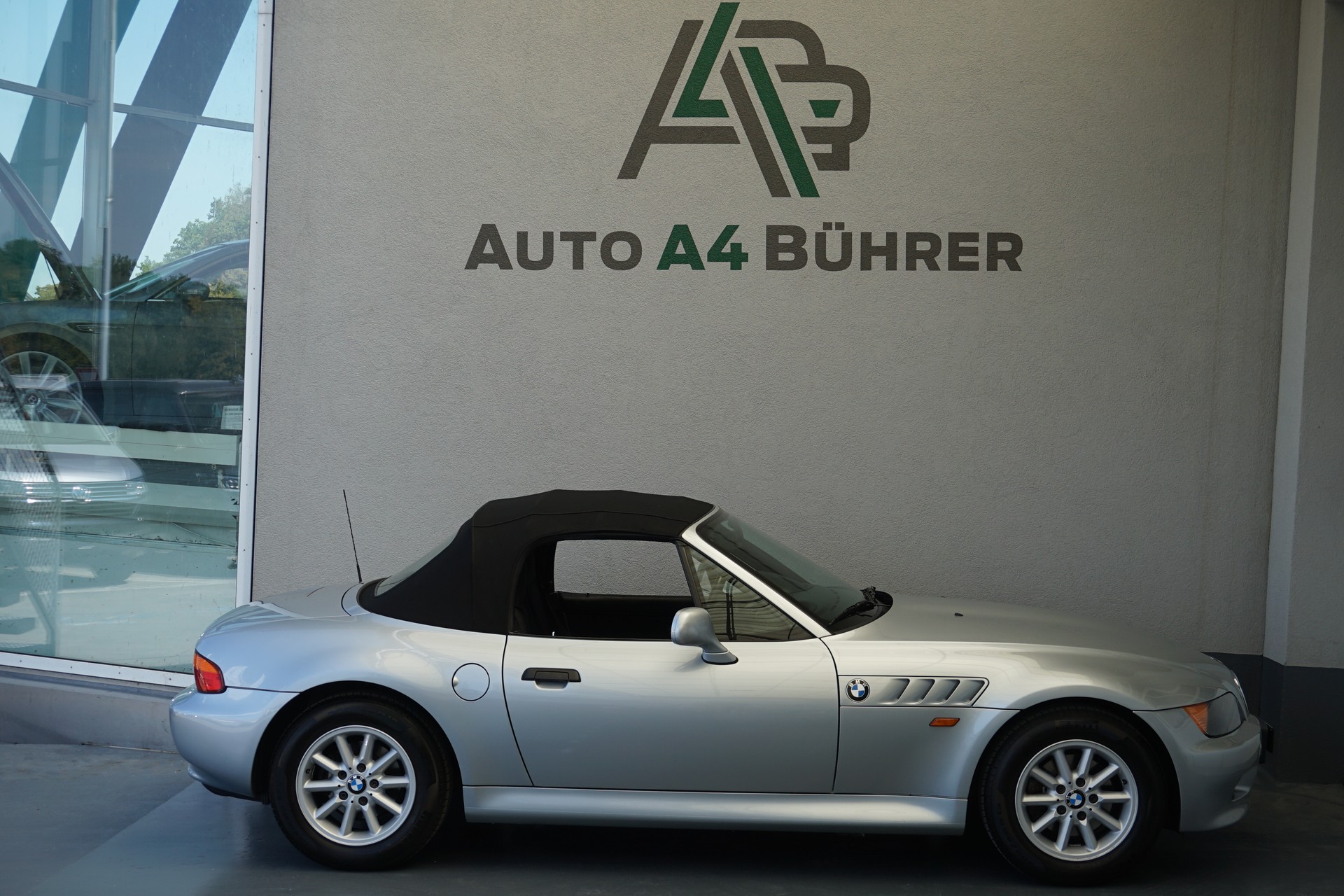 BMW Z3 1.9i Roadster Handschalter !! sehr gepflegt!!-image-7
