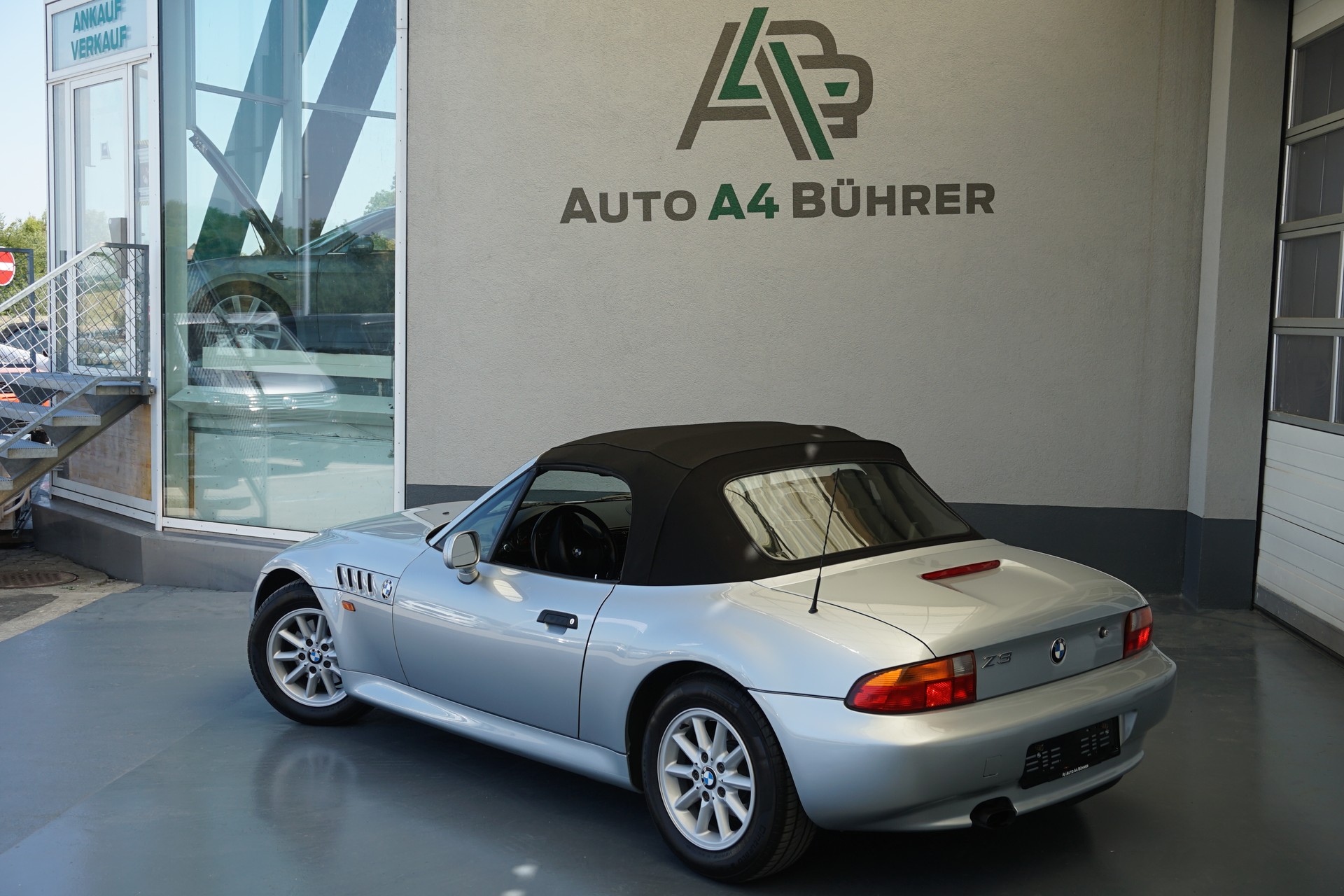 BMW Z3 1.9i Roadster Handschalter !! sehr gepflegt!!-image-9