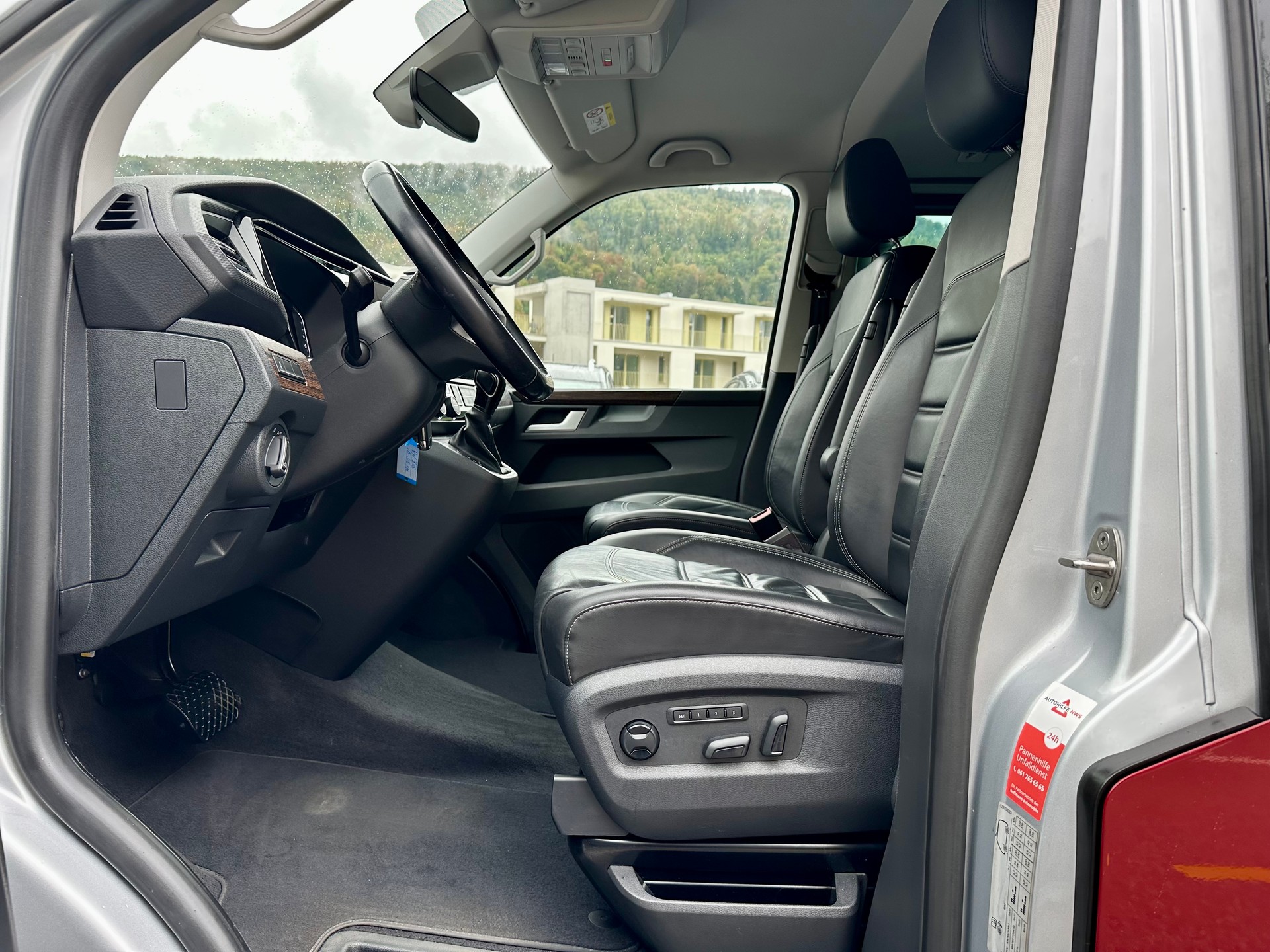 VW T6.1 Multivan 2.0 TDI Highline Liberty 4Motion DSG-image-9