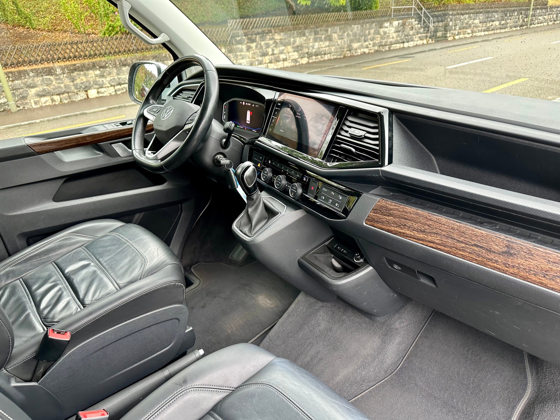 VW T6.1 Multivan 2.0 TDI Highline Liberty 4Motion DSG-image-10