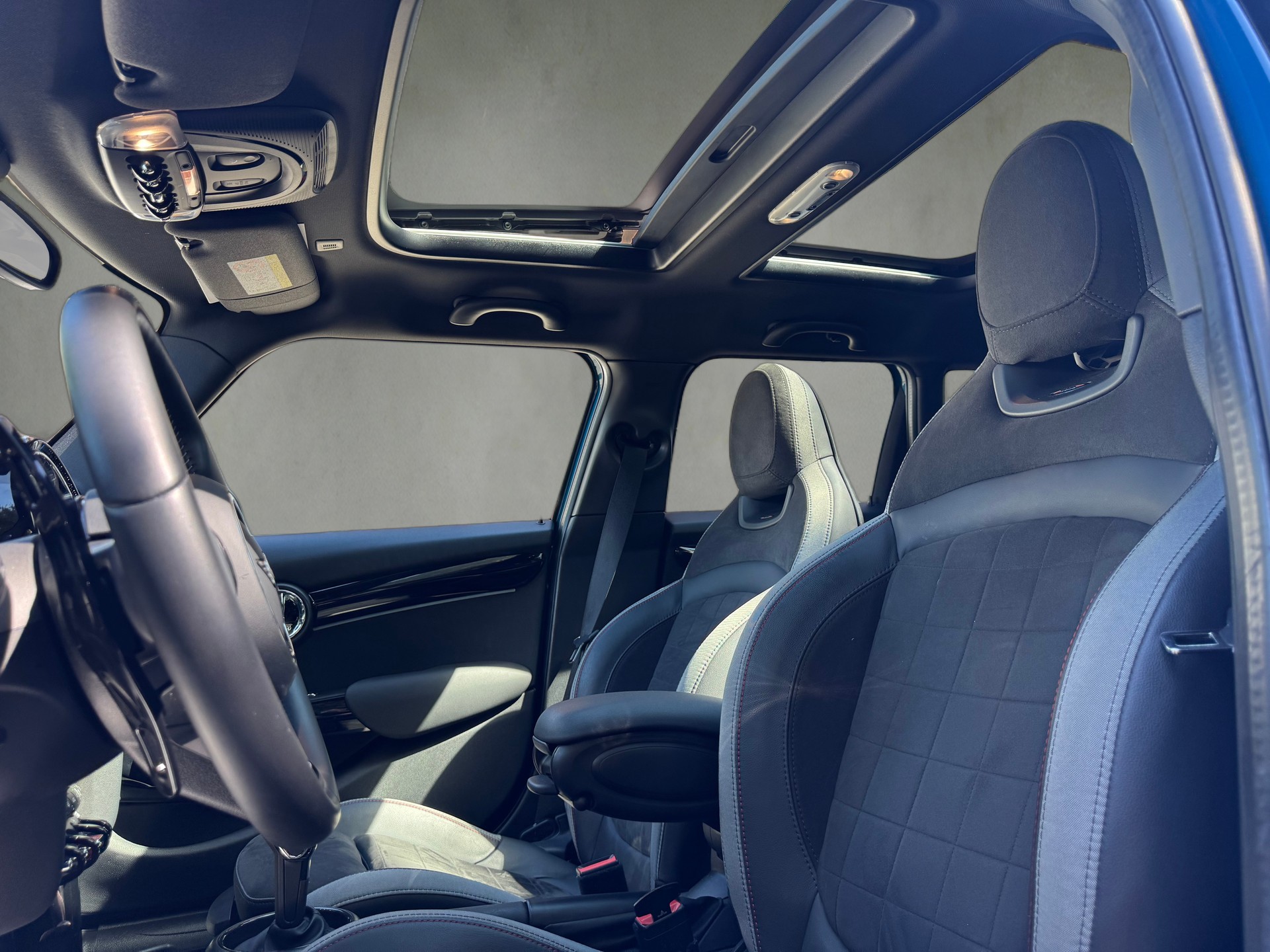 MINI Cooper S Trafalgar Edition Steptronic DKG-image-11