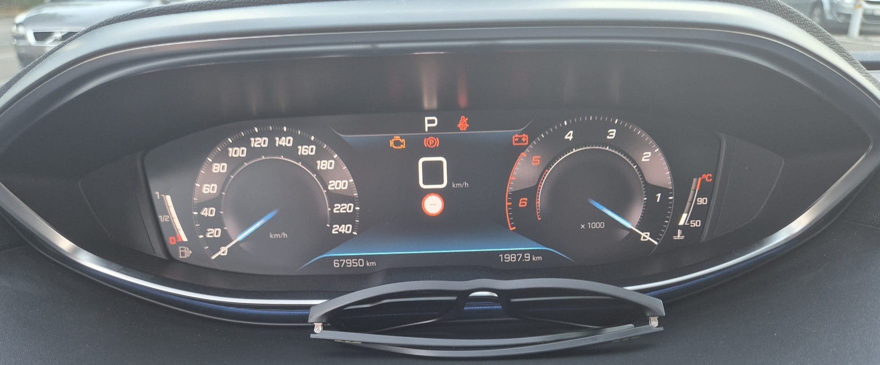 PEUGEOT 1.5 BlueHDi Allure Pack-image-5