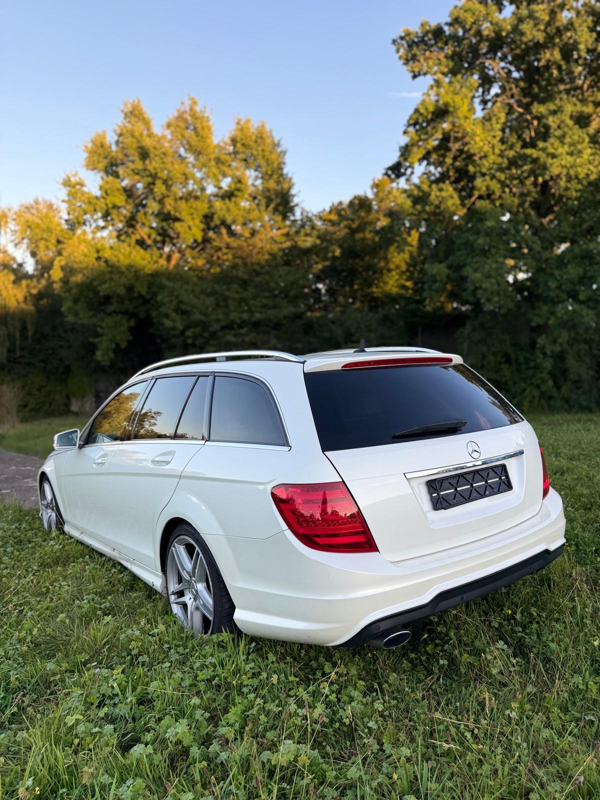 MERCEDES-BENZ C 250 CDI AMG Avantgarde 4Matic 7G-Tronic-image-9
