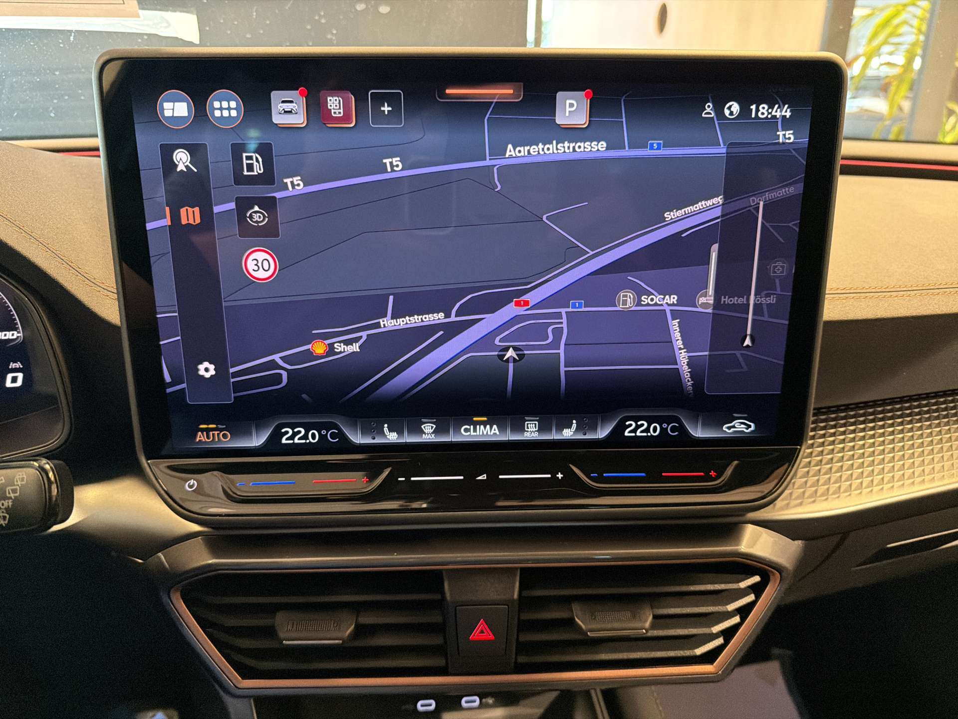 CUPRA LEON ST 2.0 TSi VZ 333PS 4Drive DSG-Automat-image-1