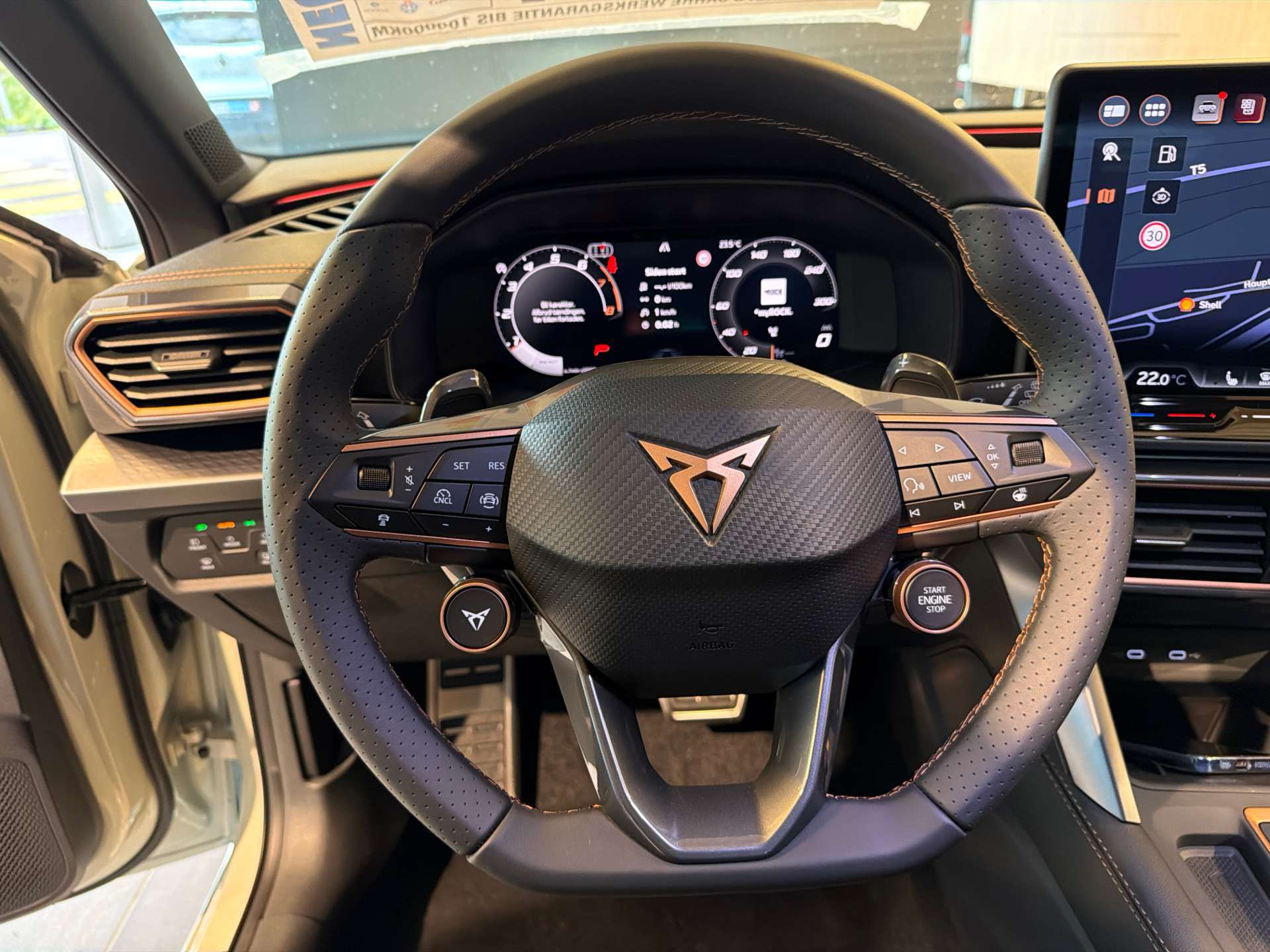 CUPRA LEON ST 2.0 TSi VZ 333PS 4Drive DSG-Automat-image-15