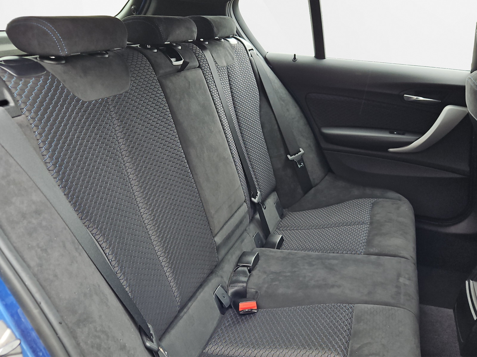 BMW 116i-image-11