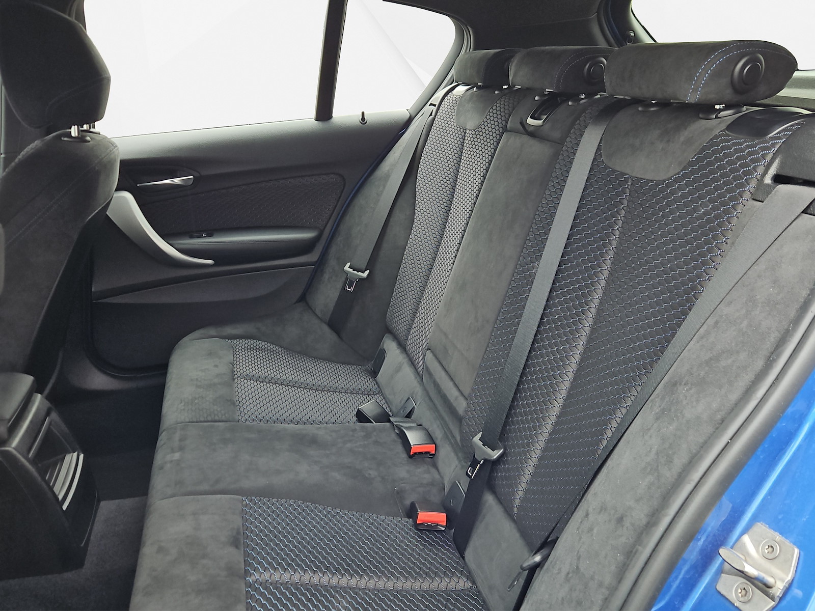 BMW 116i-image-9