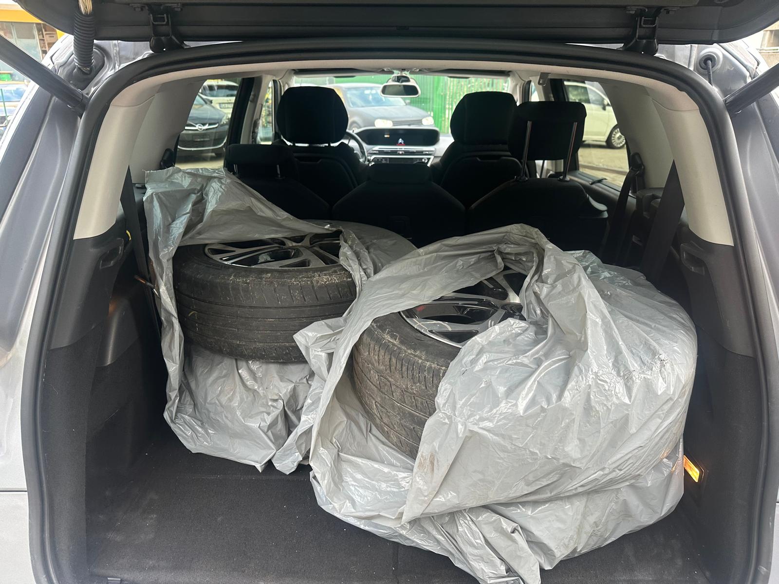 CITROEN C4 Picasso 2. OHDi-image-15
