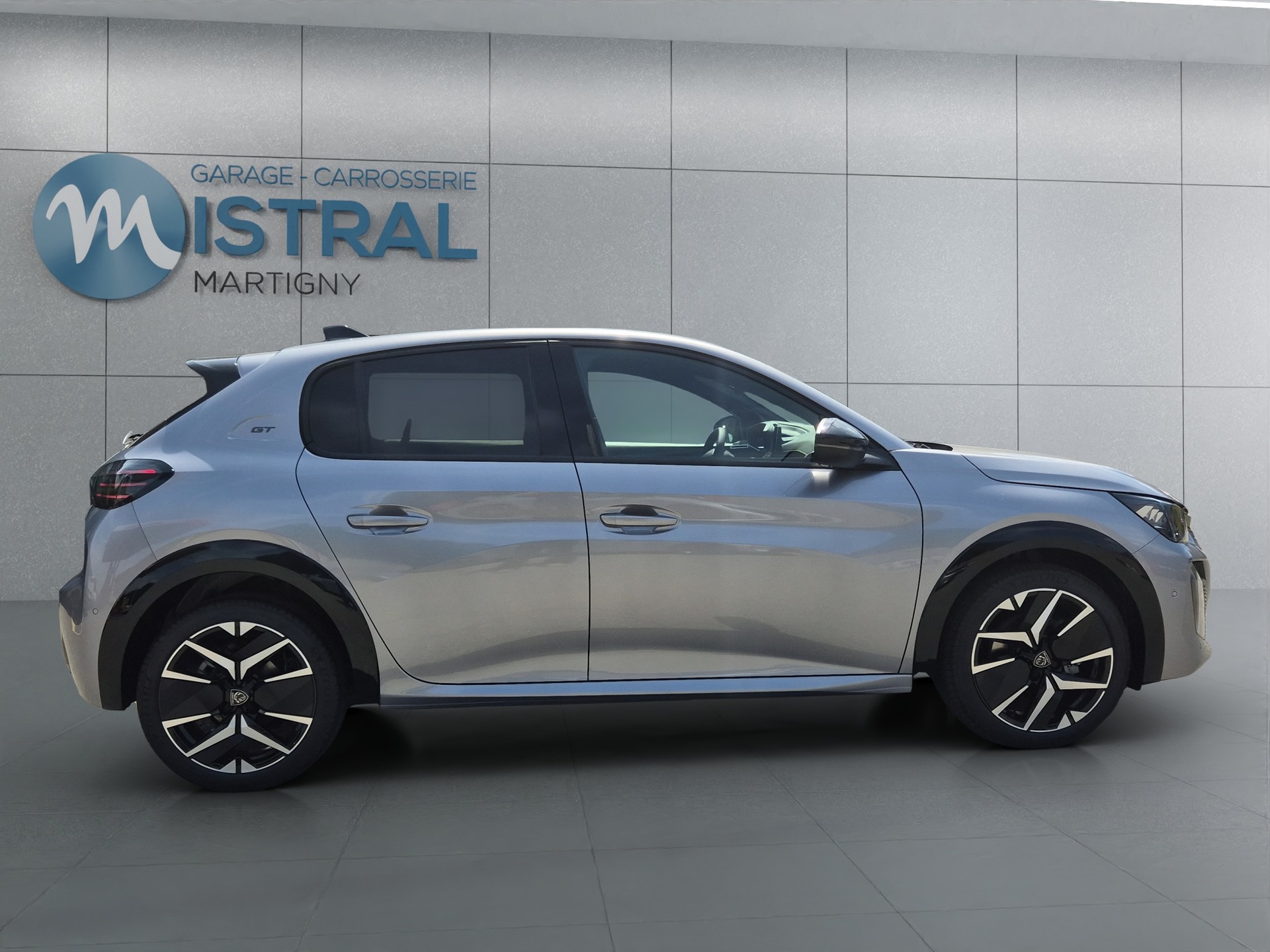 PEUGEOT 208 1.2 Hybrid 145 GT Exclusive-image-5