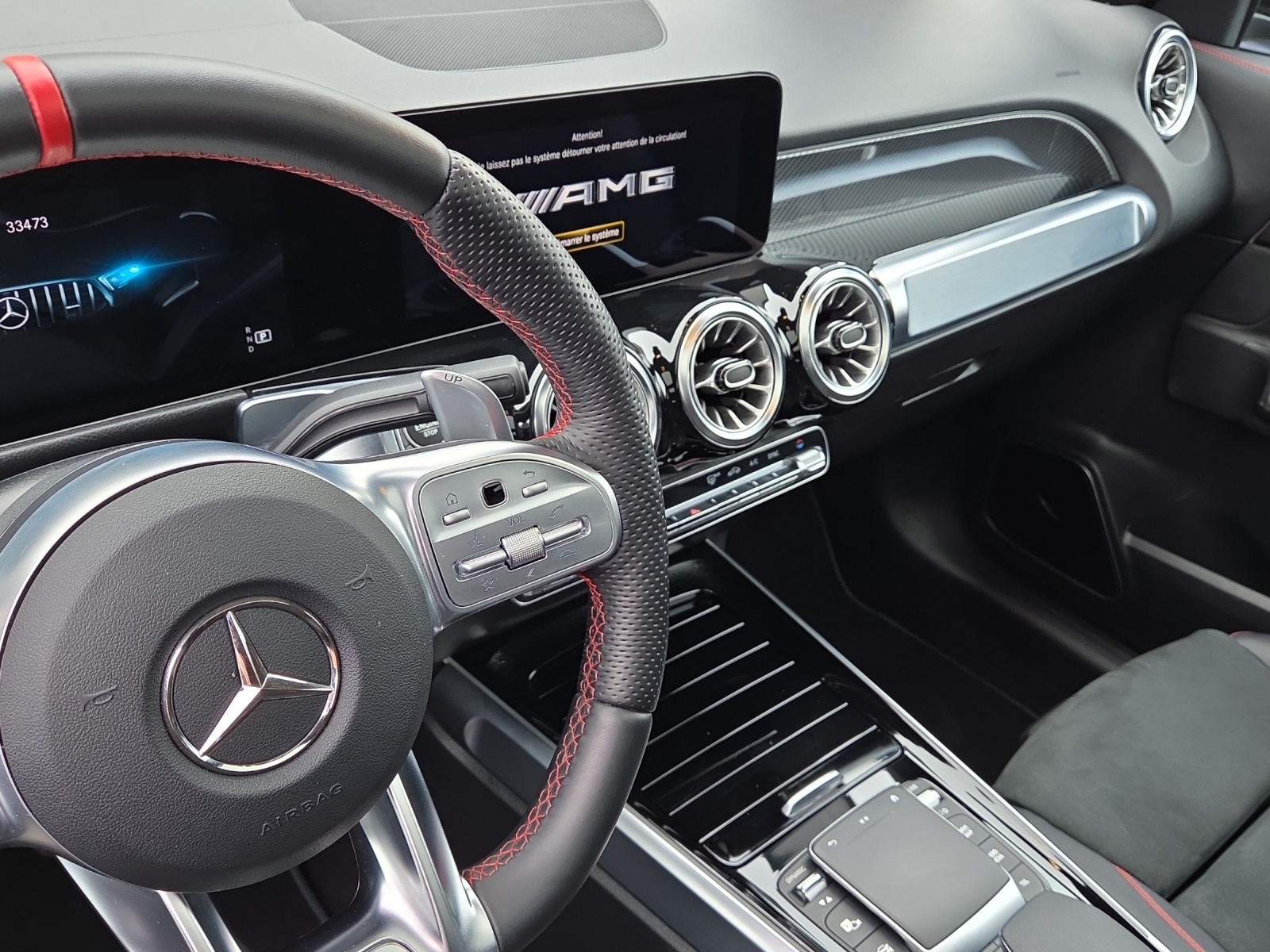 MERCEDES-BENZ GLB 35 AMG 4 MATIC-image-13