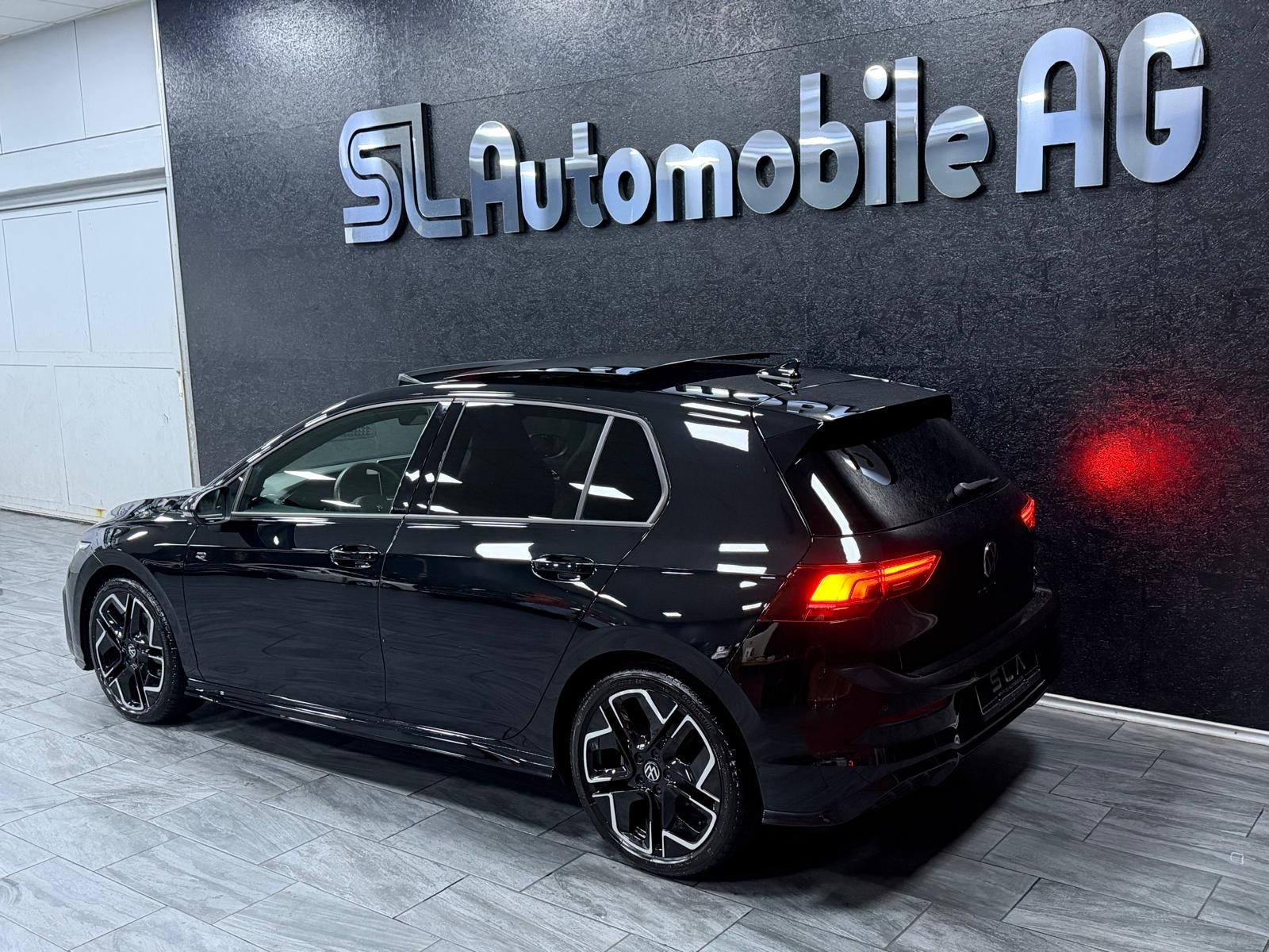 VW Golf 8.5 Model 2.0 TDI R-Line DSG / Panoramadach / Leasing ab 399.--image-5