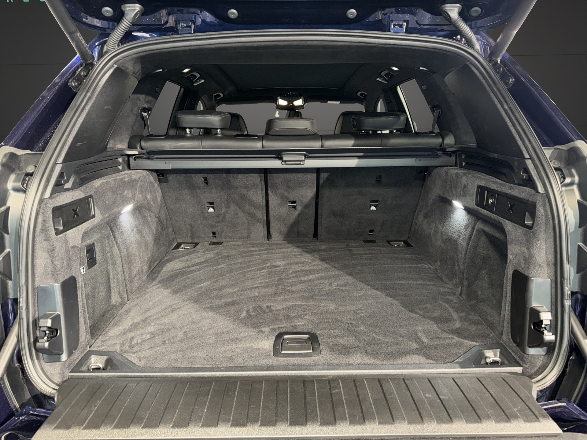 BMW X5 M60i xDrive M Sport-image-15