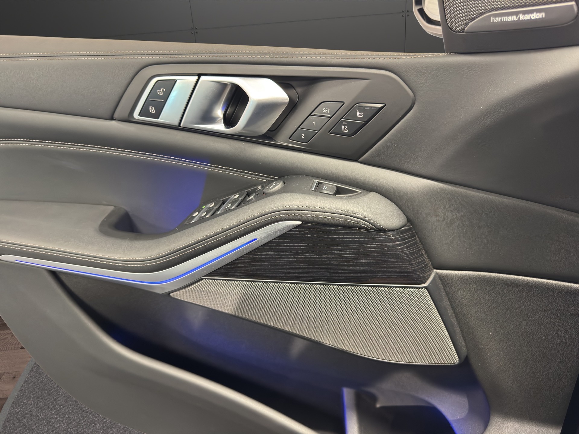 BMW X5 M60i xDrive M Sport-image-11