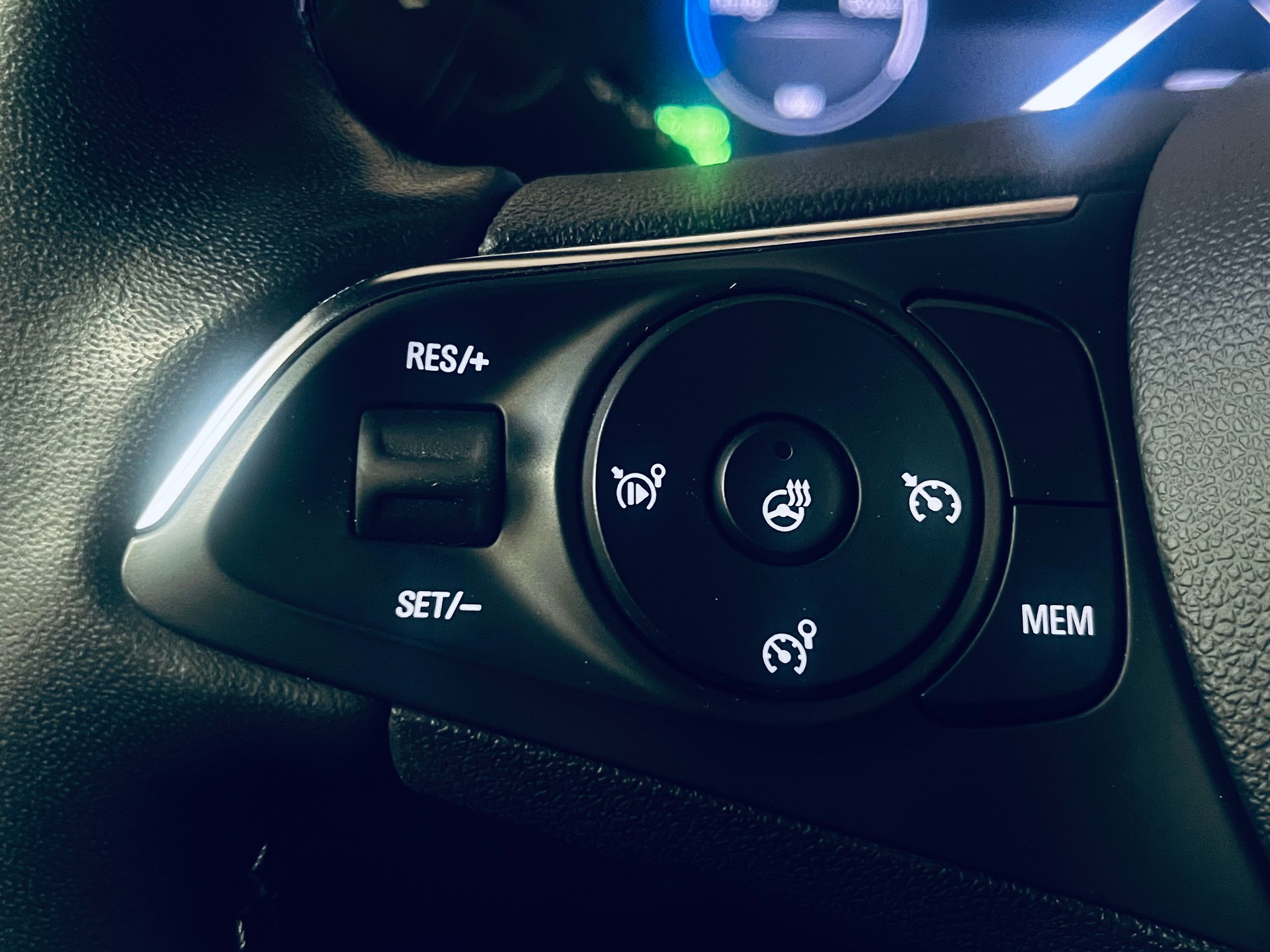 OPEL Mokka e GS-image-23