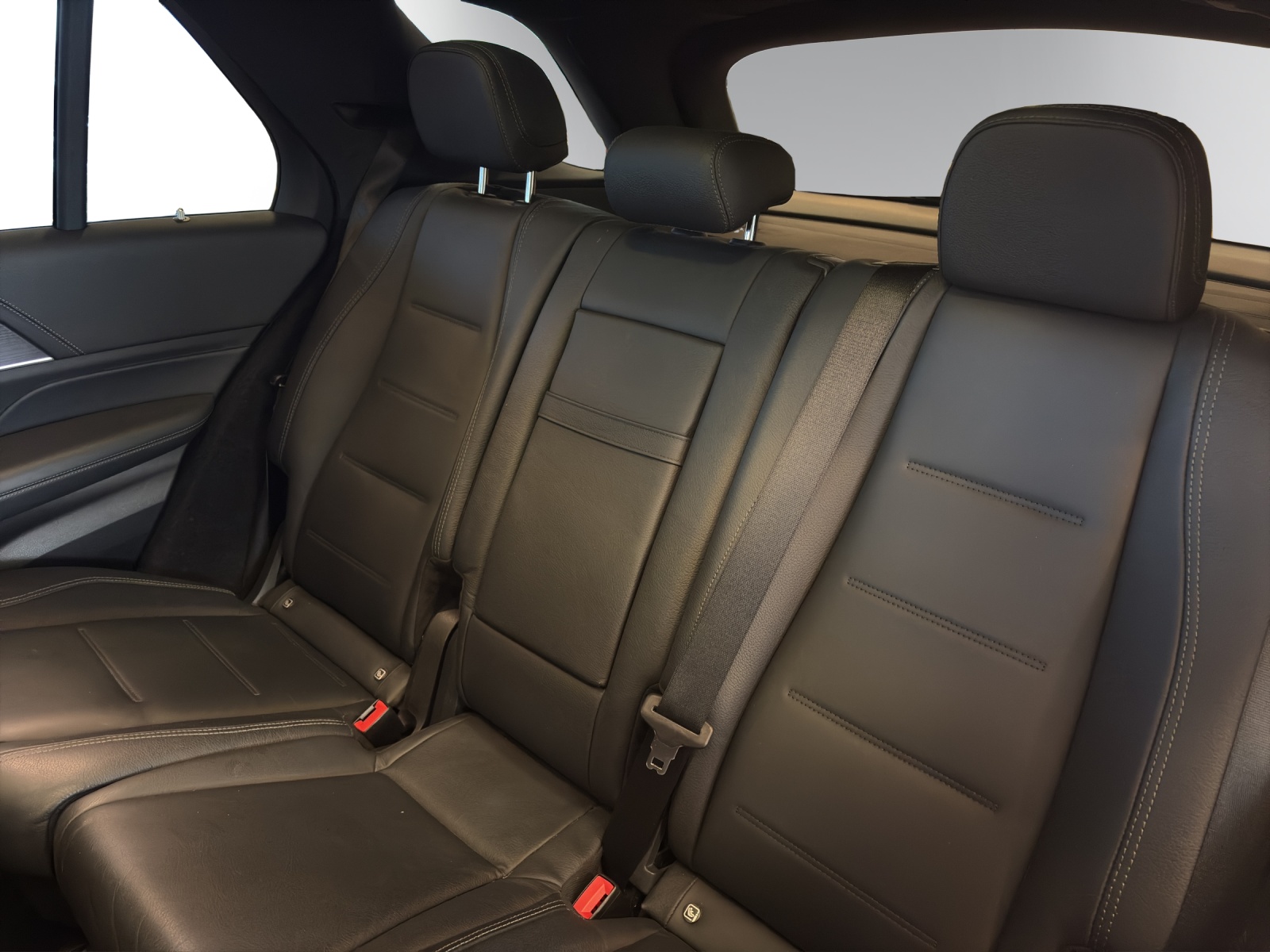 MERCEDES-BENZ GLE 450 4Matic AMG Line 9G-Tronic-image-10