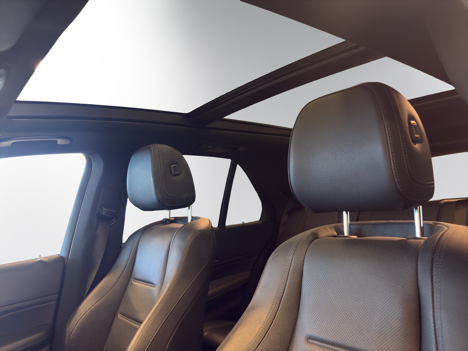 MERCEDES-BENZ GLE 450 4Matic AMG Line 9G-Tronic-image-9