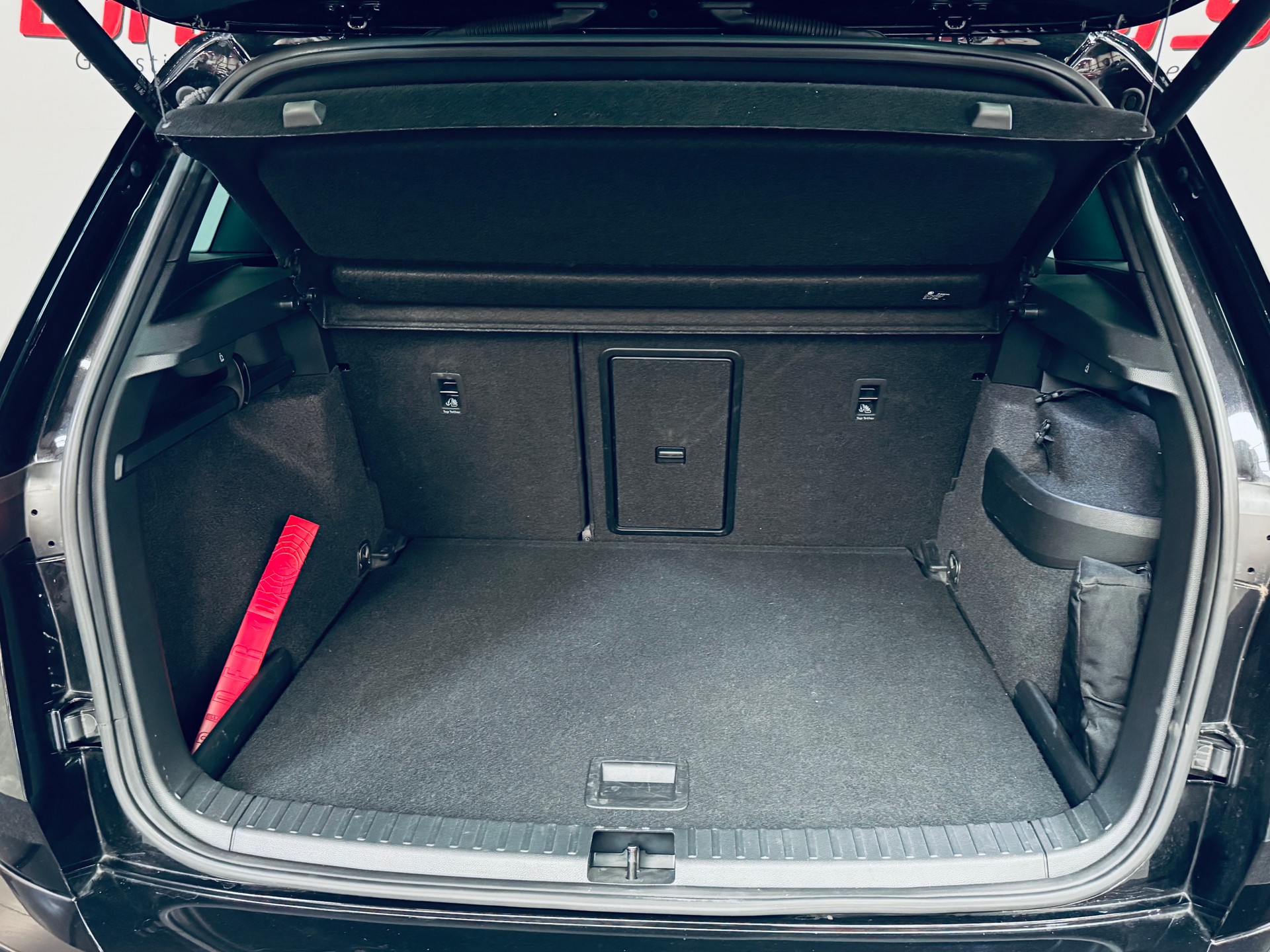 SKODA Karoq 2.0 TSI SportLine 4x4 DSG-image-12