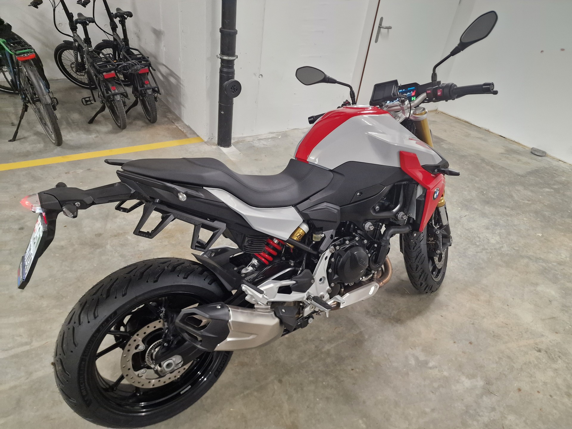 BMW F 900 R A2 (35kW) ABS-showroom-element-2