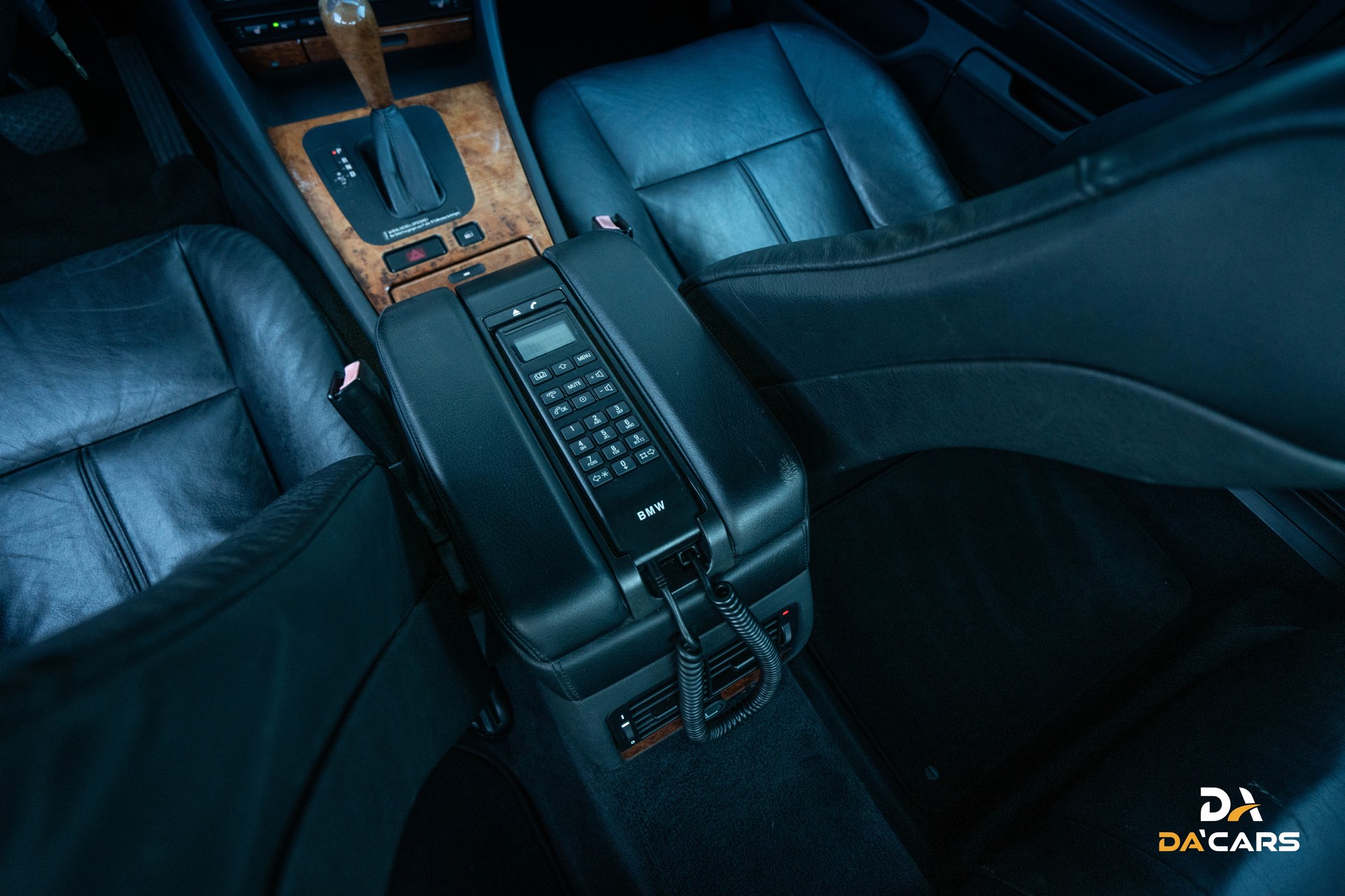 BMW 740i-image-13