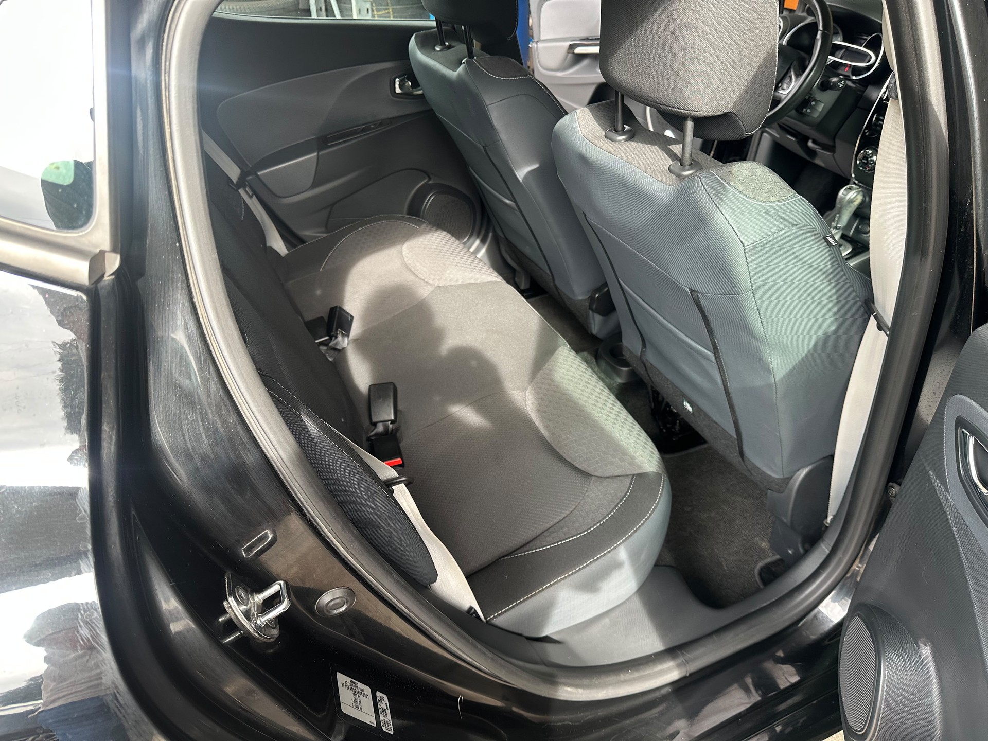 RENAULT Clio 1.2 16V T GT EDC-image-11