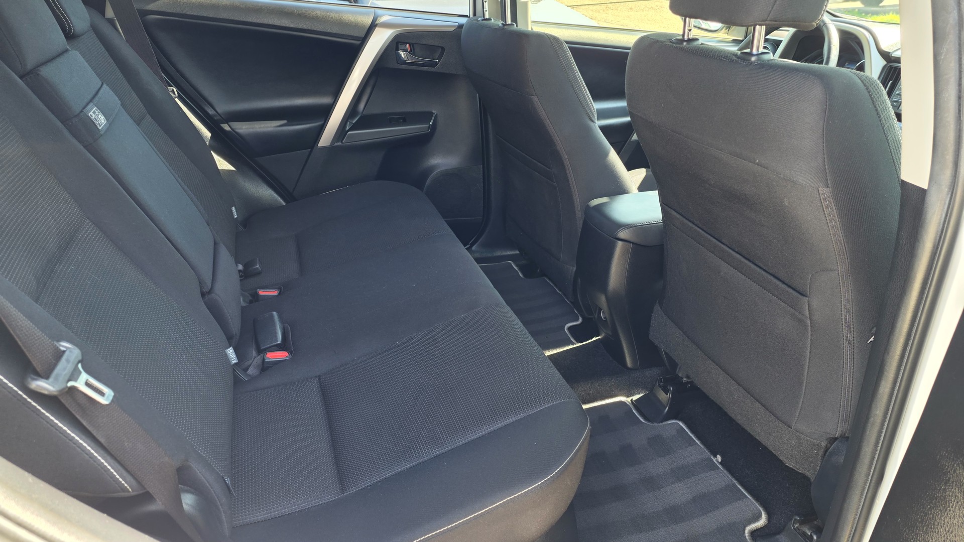 TOYOTA RAV-4 2.5 HSD Trend e-CVT-image-5