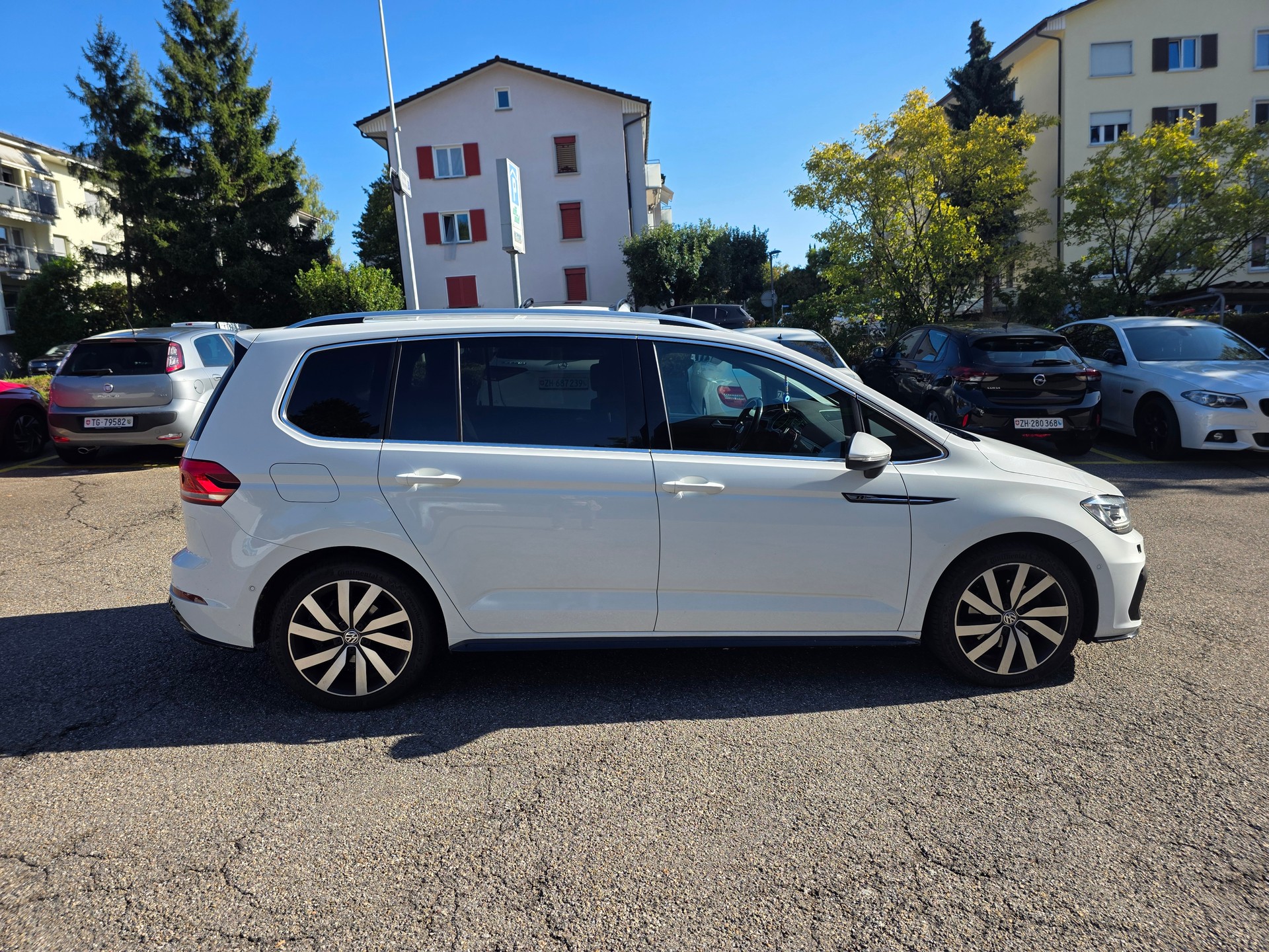 VW 2.0 TDI SCR Highline DSG-image-0