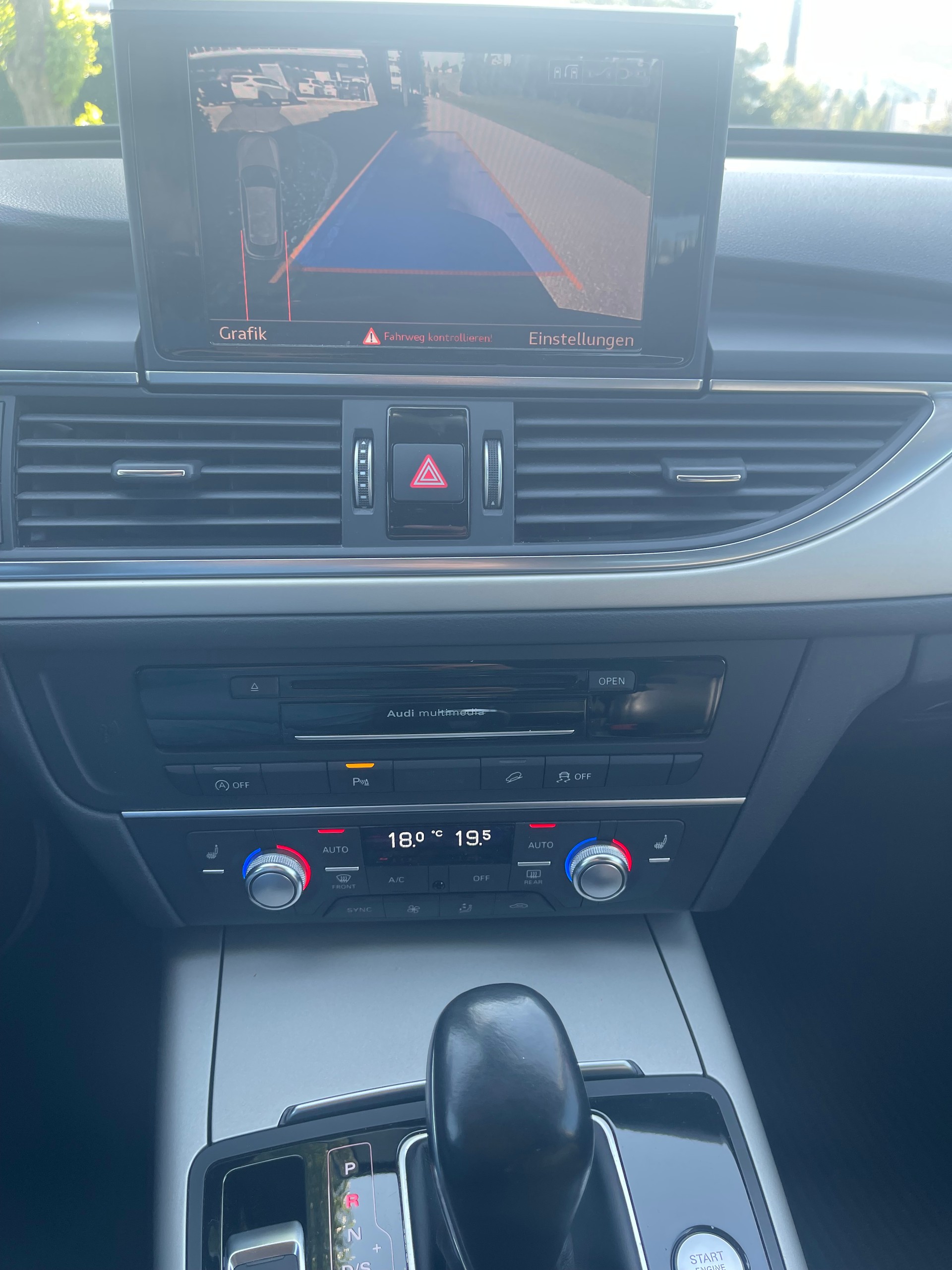 AUDI A6 allroad 3.0 TDI V6 quattro S-tronic-image-9