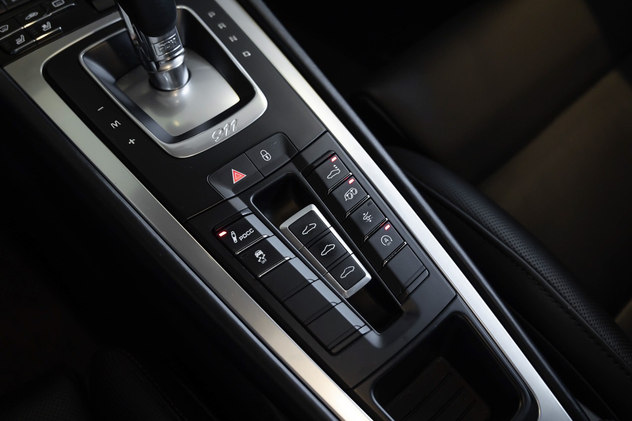 PORSCHE 911 Carrera S PDK-image-31