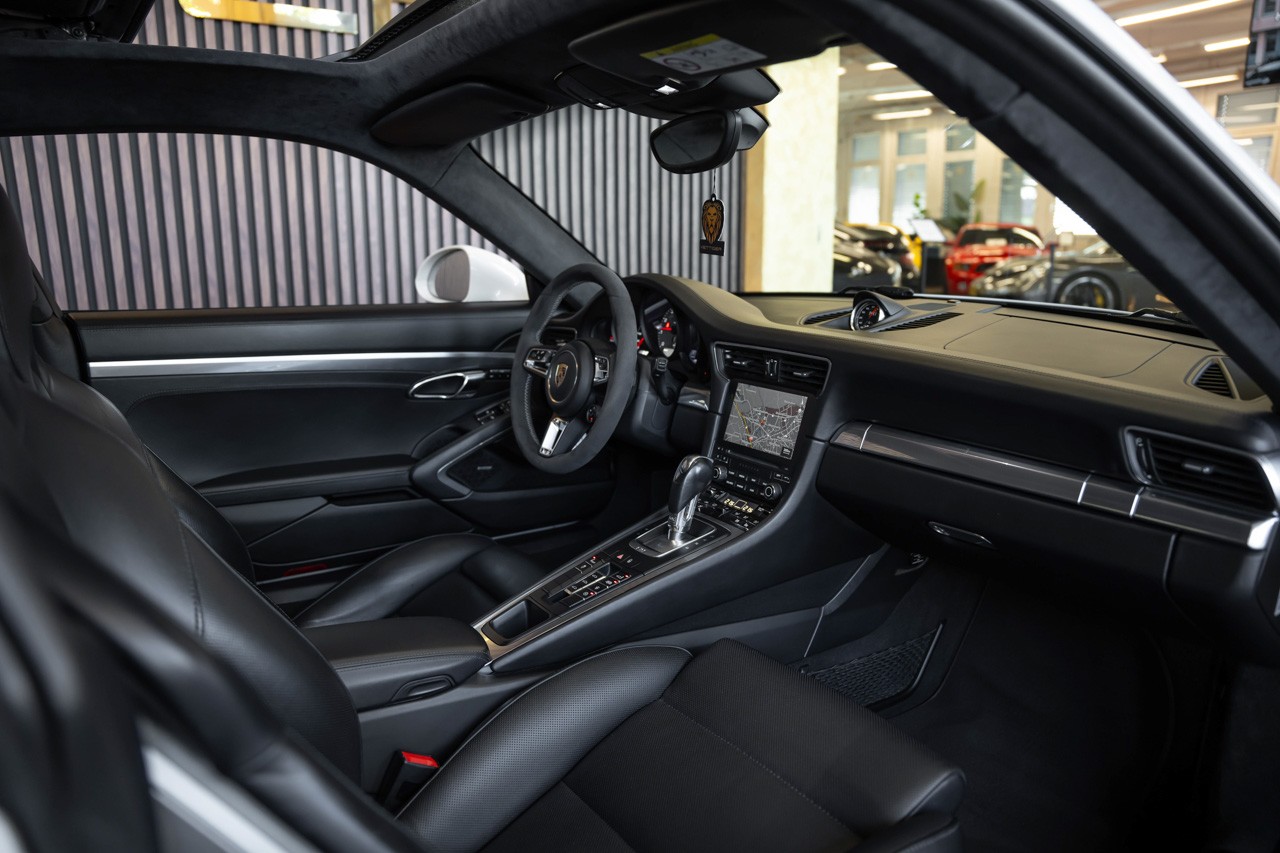 PORSCHE 911 Carrera S PDK-image-13