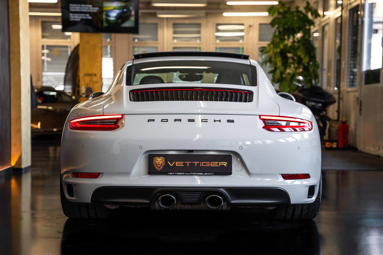 PORSCHE 911 Carrera S PDK-image-4