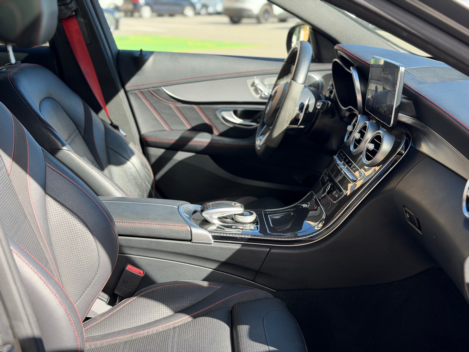 MERCEDES-BENZ C 43 AMG 4Matic 9G-Tronic-image-25