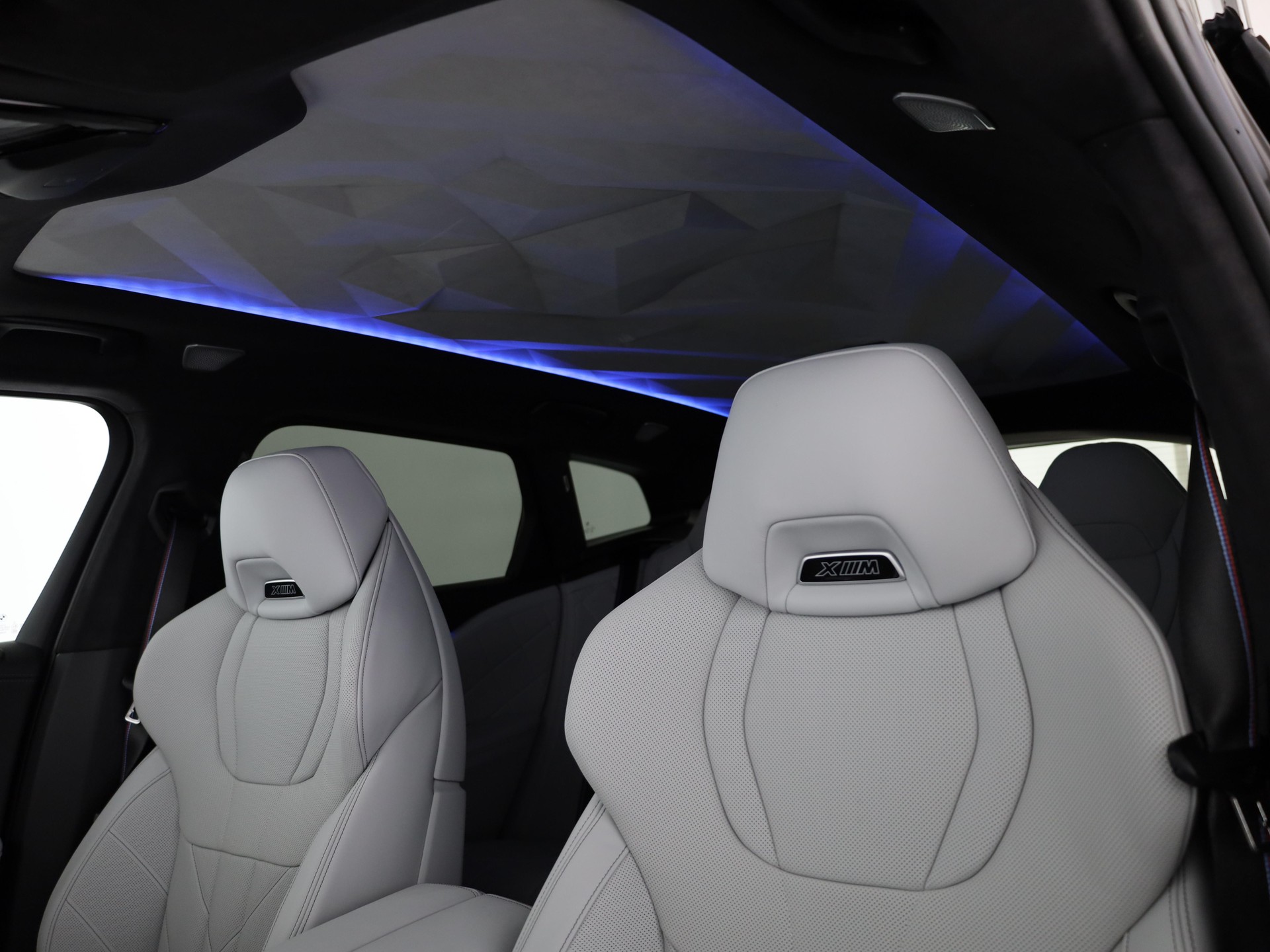 BMW XM G09 Label Plug-in Hybrid-image-10