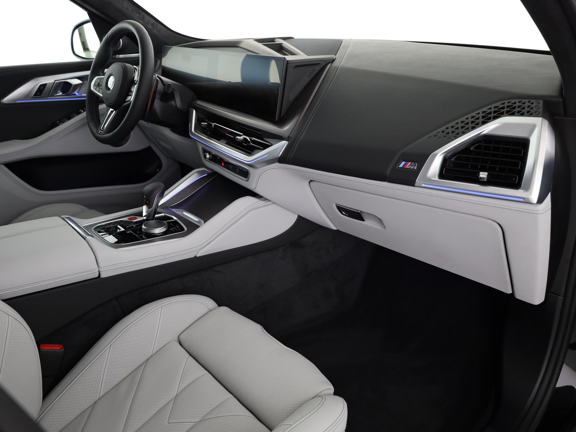 BMW XM G09 Label Plug-in Hybrid-image-12