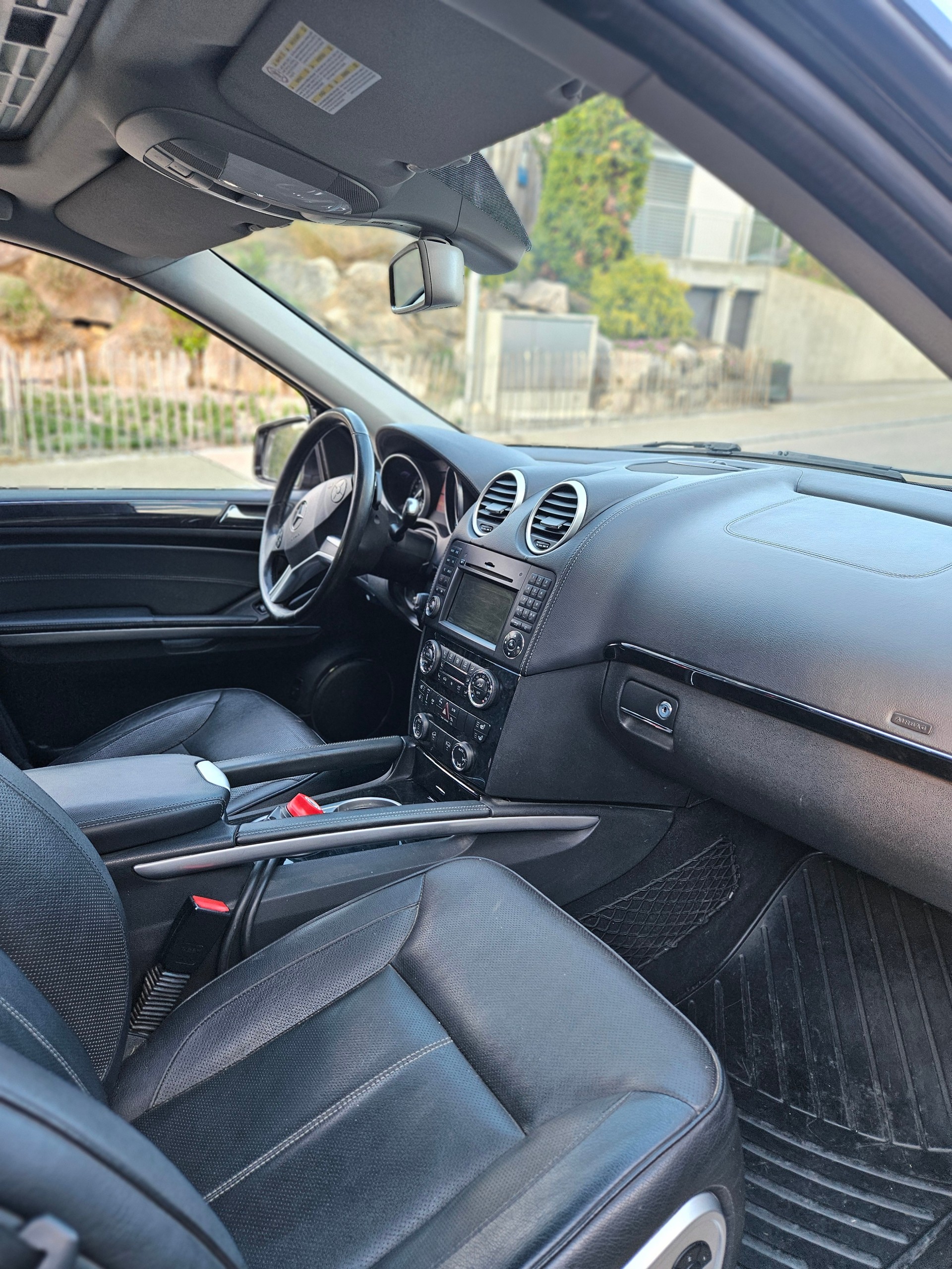 MERCEDES-BENZ GL 350 CDI BlueEfficiency 4Matic 7G-Tronic-image-9
