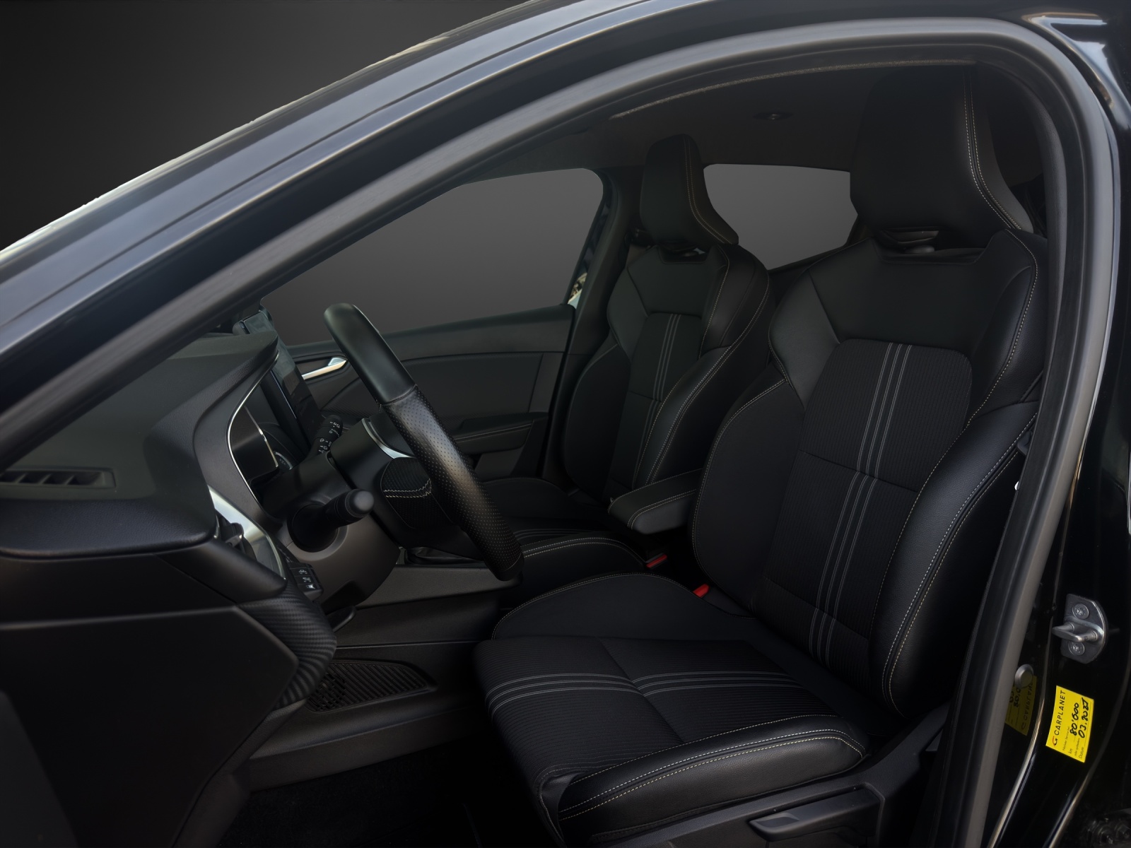 RENAULT Clio 1.6 E-Tech Engineered-image-6