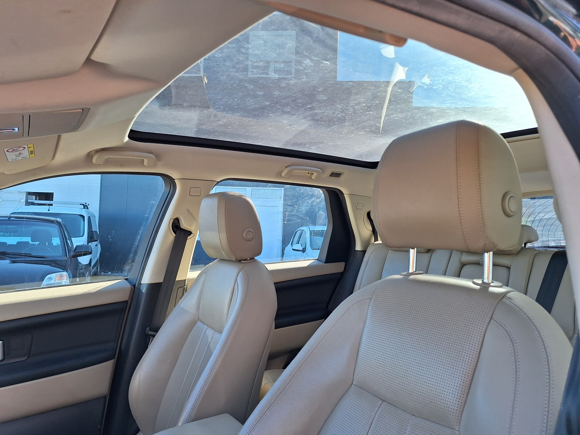 LAND ROVER Discovery Sport 2.0 TD4 HSE AT9-image-10