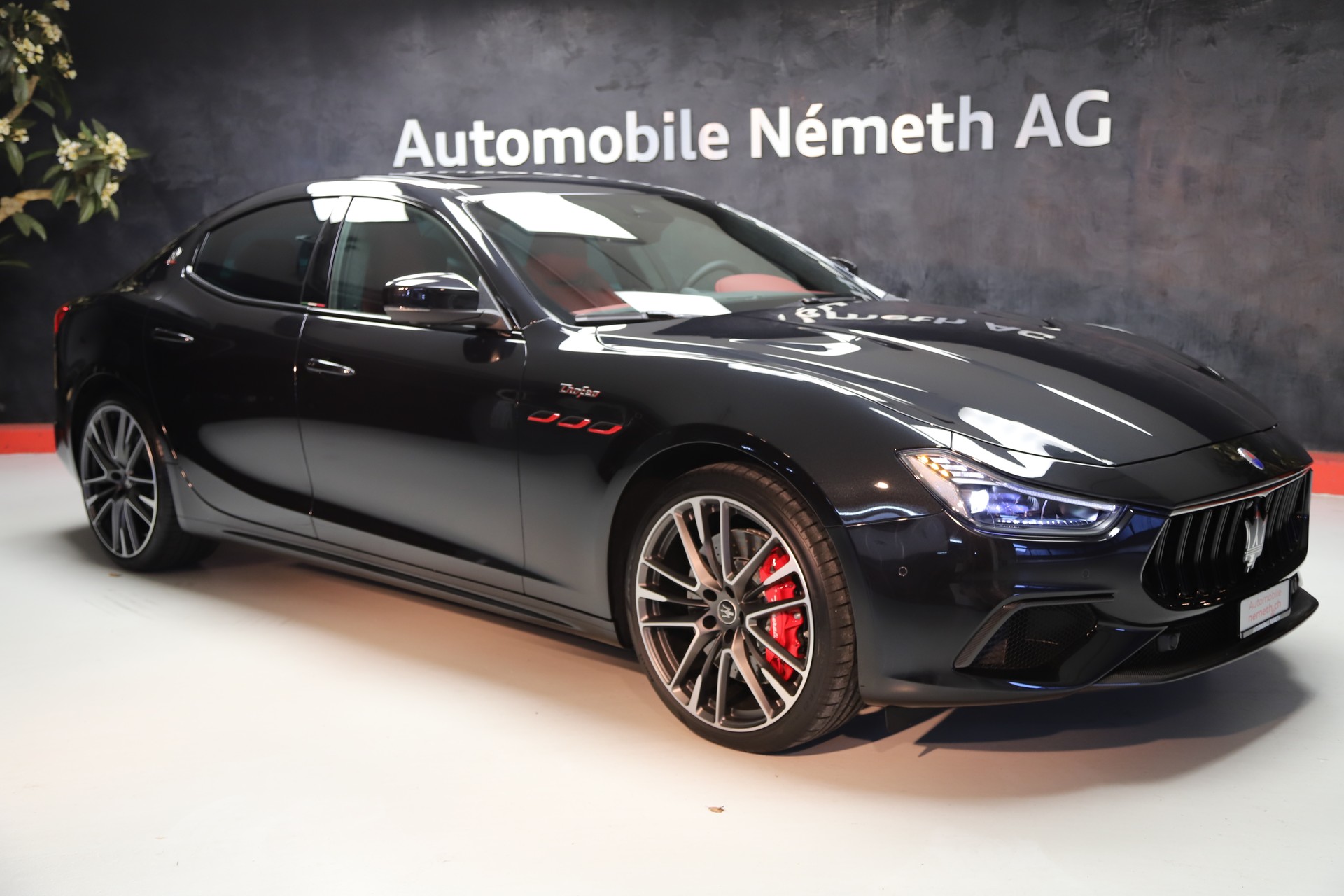 MASERATI Ghibli Trofeo 3.8 V8 Automatica-image-0