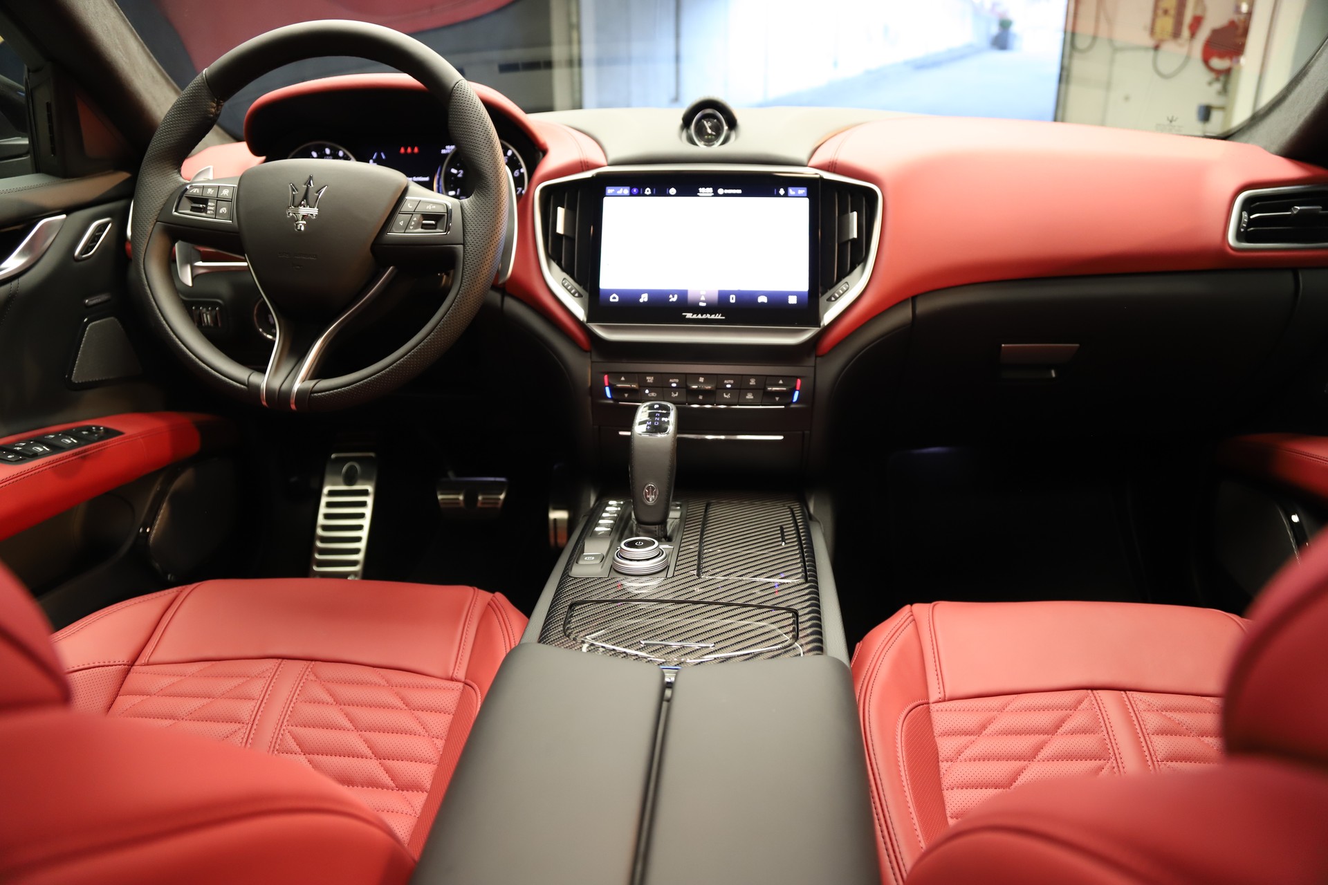 MASERATI Ghibli Trofeo 3.8 V8 Automatica-image-11
