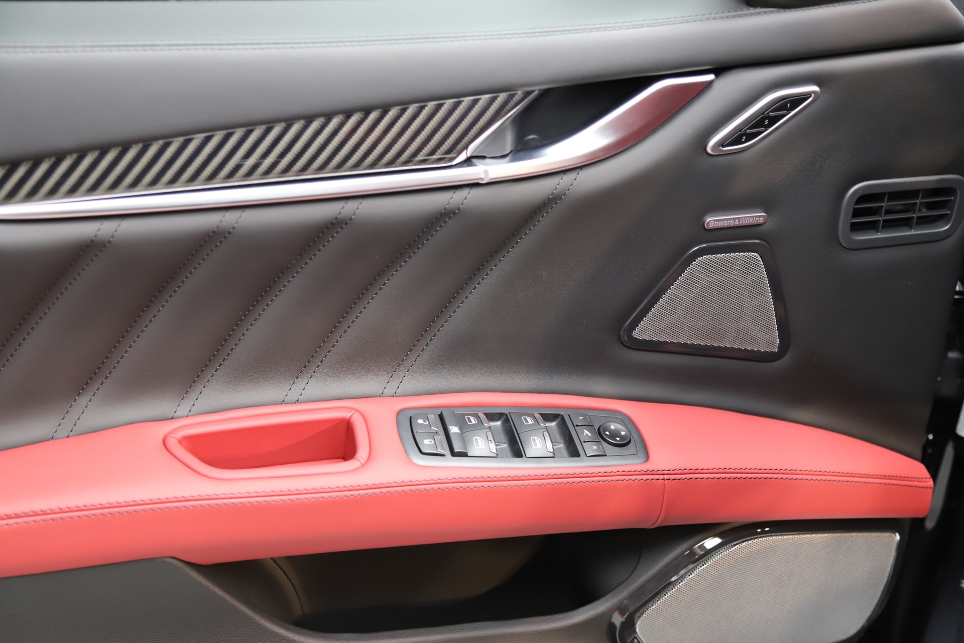 MASERATI Ghibli Trofeo 3.8 V8 Automatica-image-7