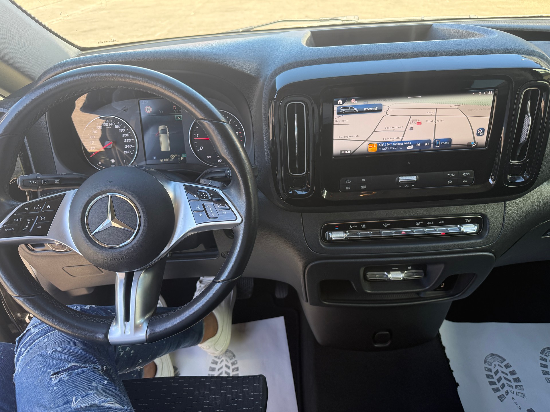 MERCEDES-BENZ Vito 116 CDI Lang Select Tourer 4Matic 9G-Tronic-image-10