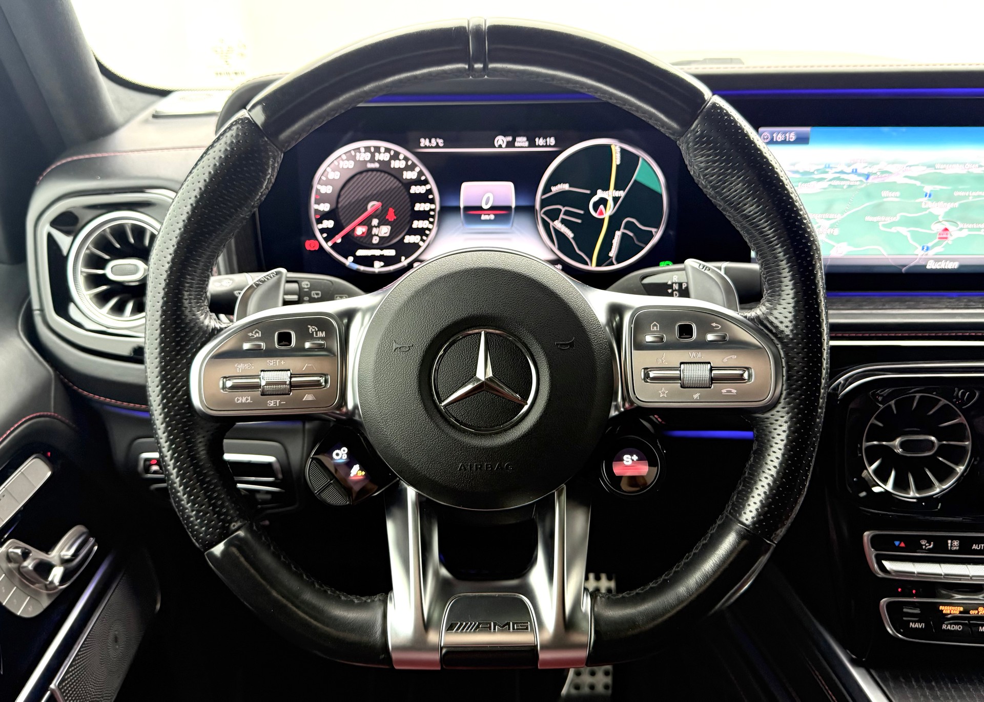 MERCEDES-BENZ G 63 AMG Speedshift Plus G-Tronic-image-10