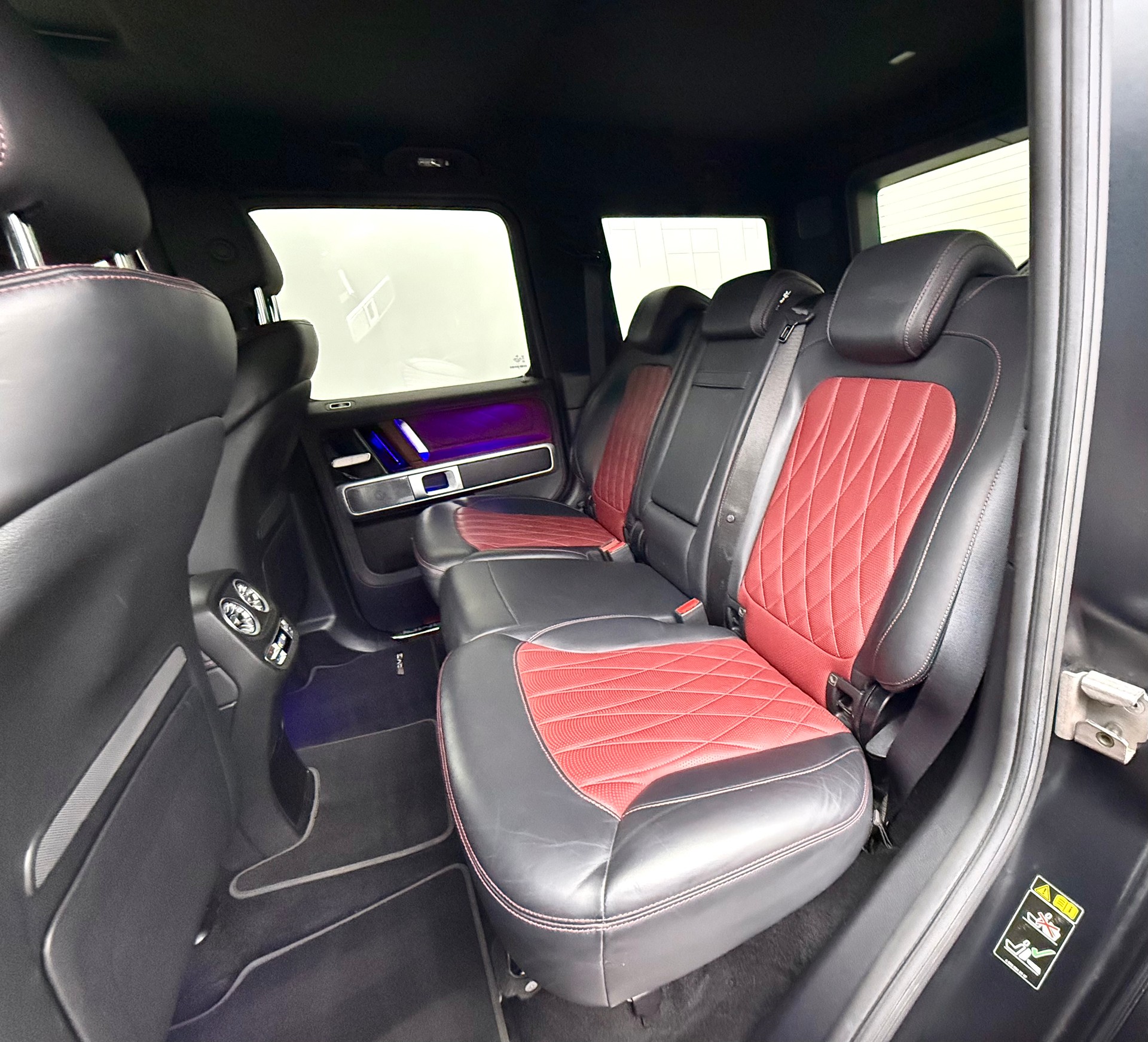 MERCEDES-BENZ G 63 AMG Speedshift Plus G-Tronic-image-17