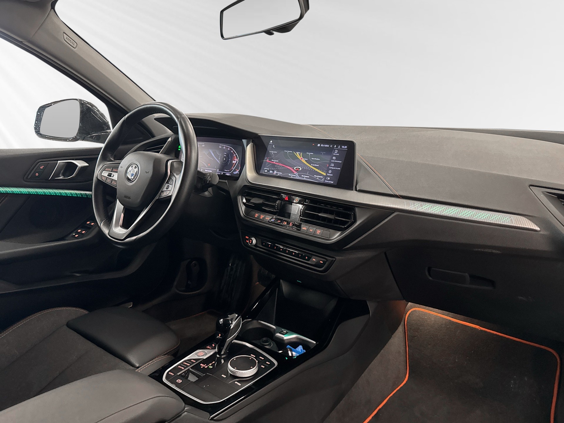 BMW 118i Sport Line Steptronic-image-4