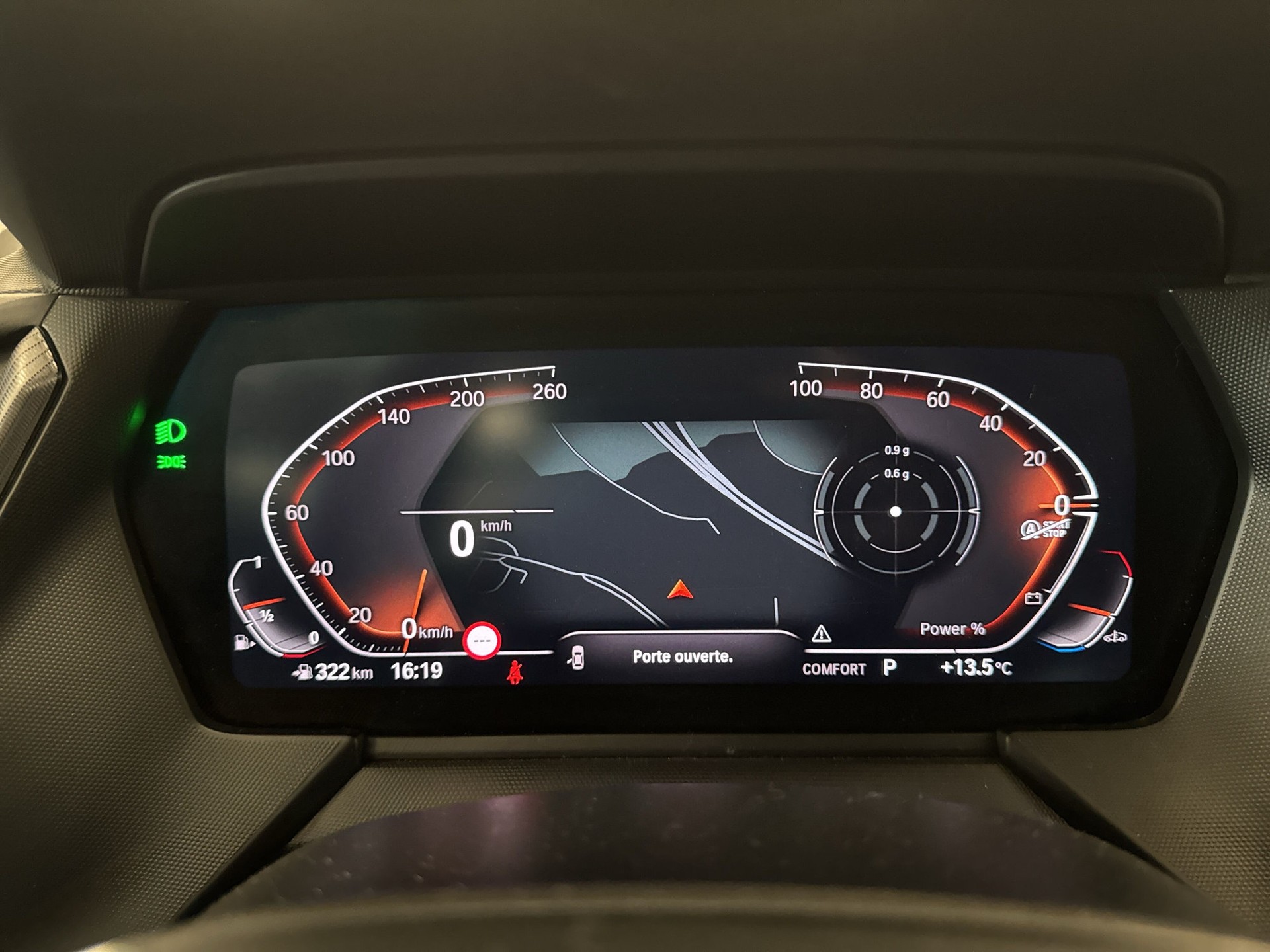 BMW 118i Sport Line Steptronic-image-13