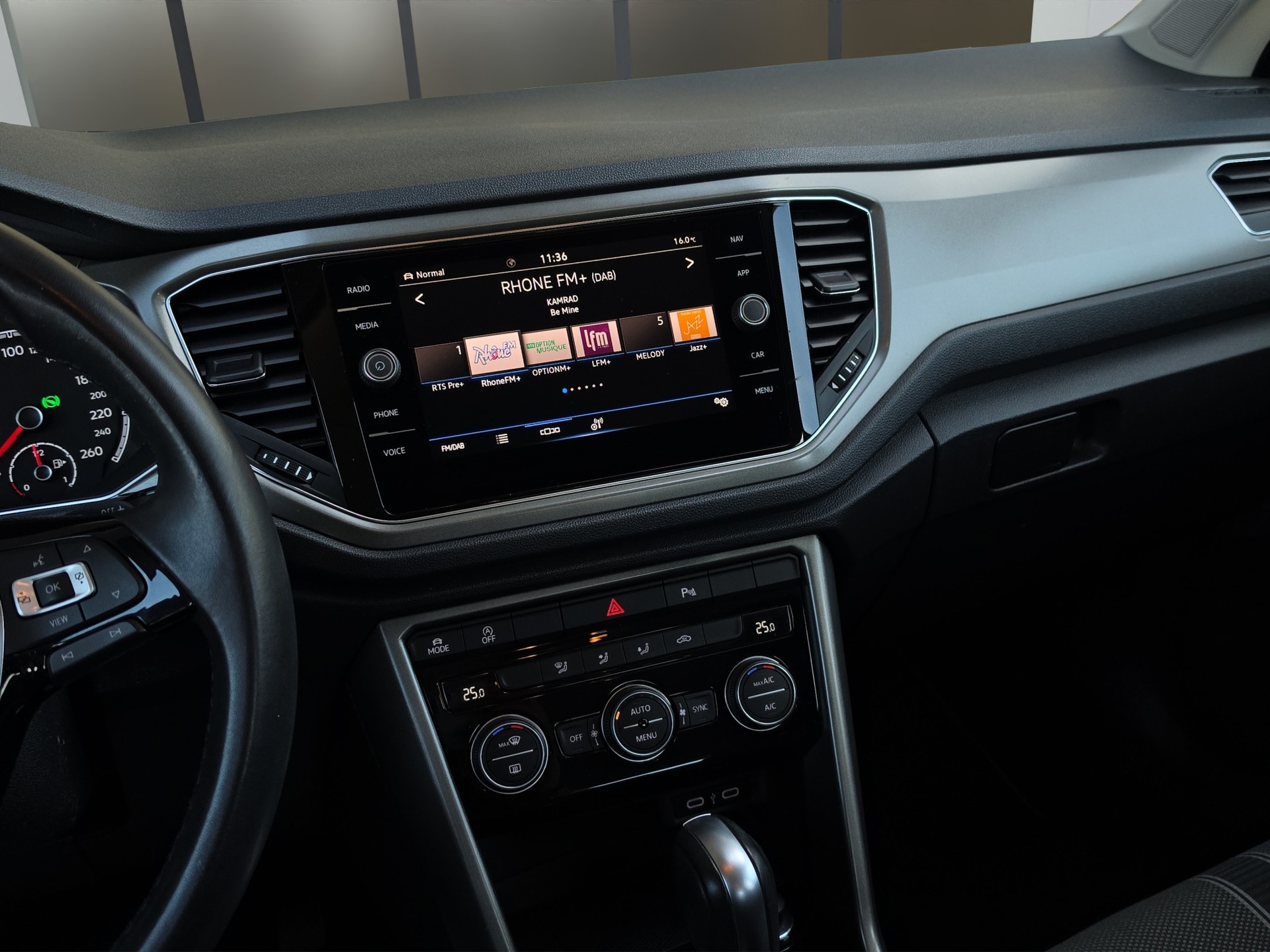 VW T-Roc 1.5 TSI Advance DSG-image-10