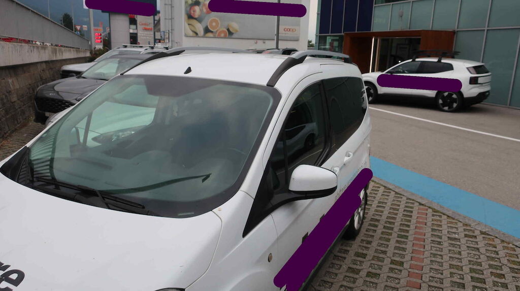 Car photo