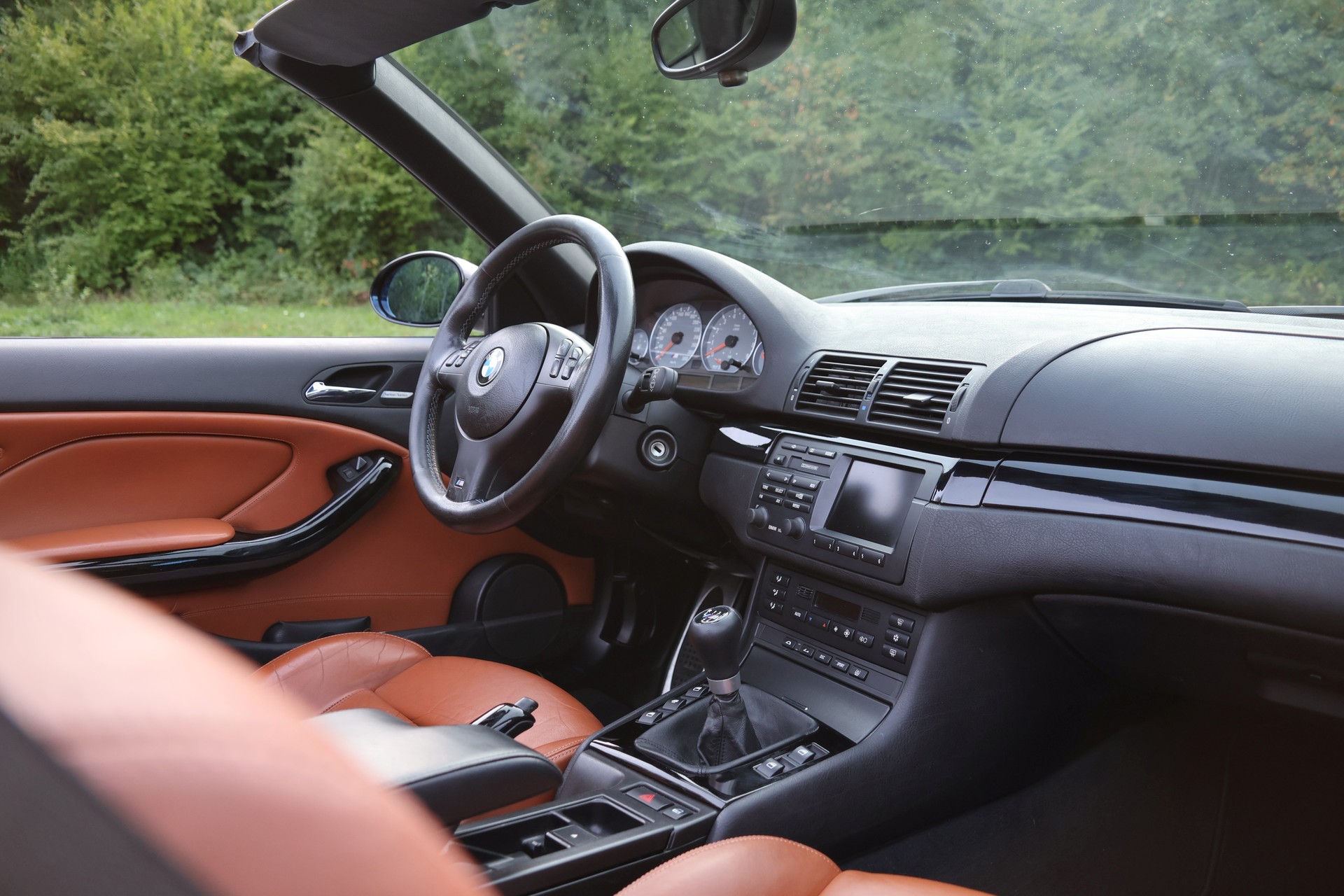 BMW M3 Cabriolet-image-9